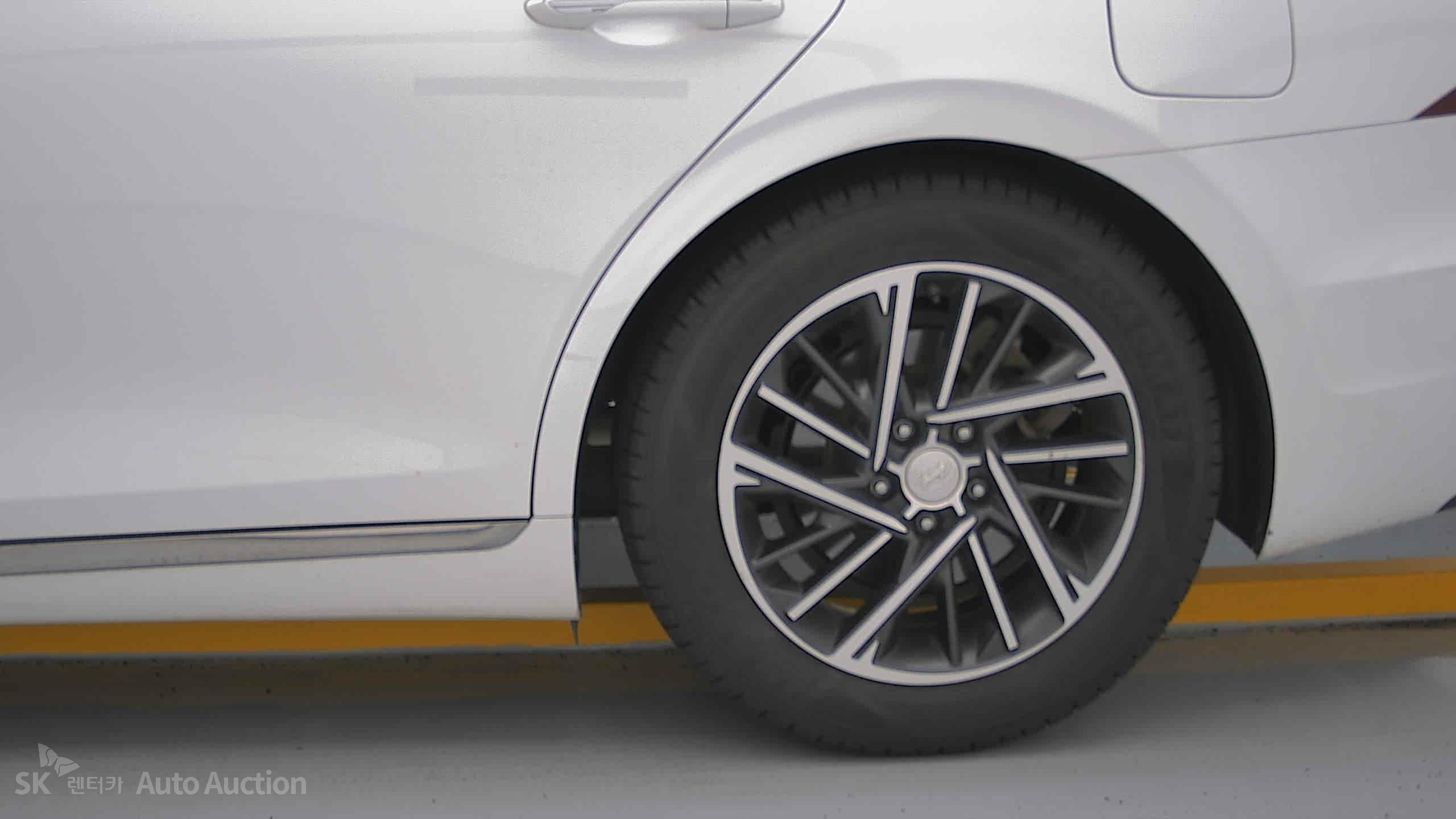 2022 - hyundai grandeur