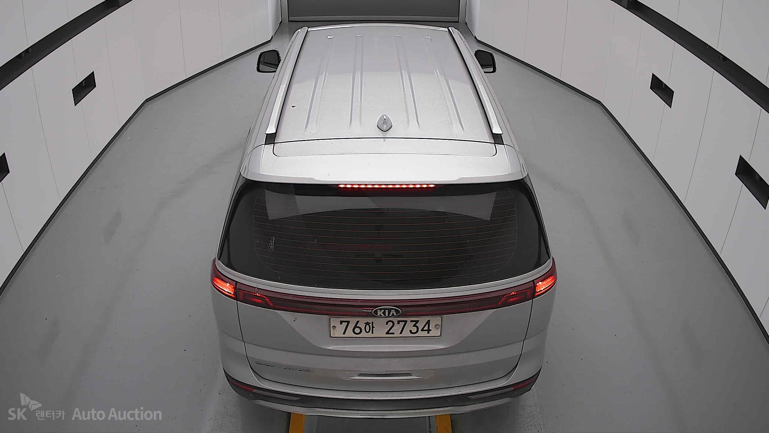 2021 - kia carnival