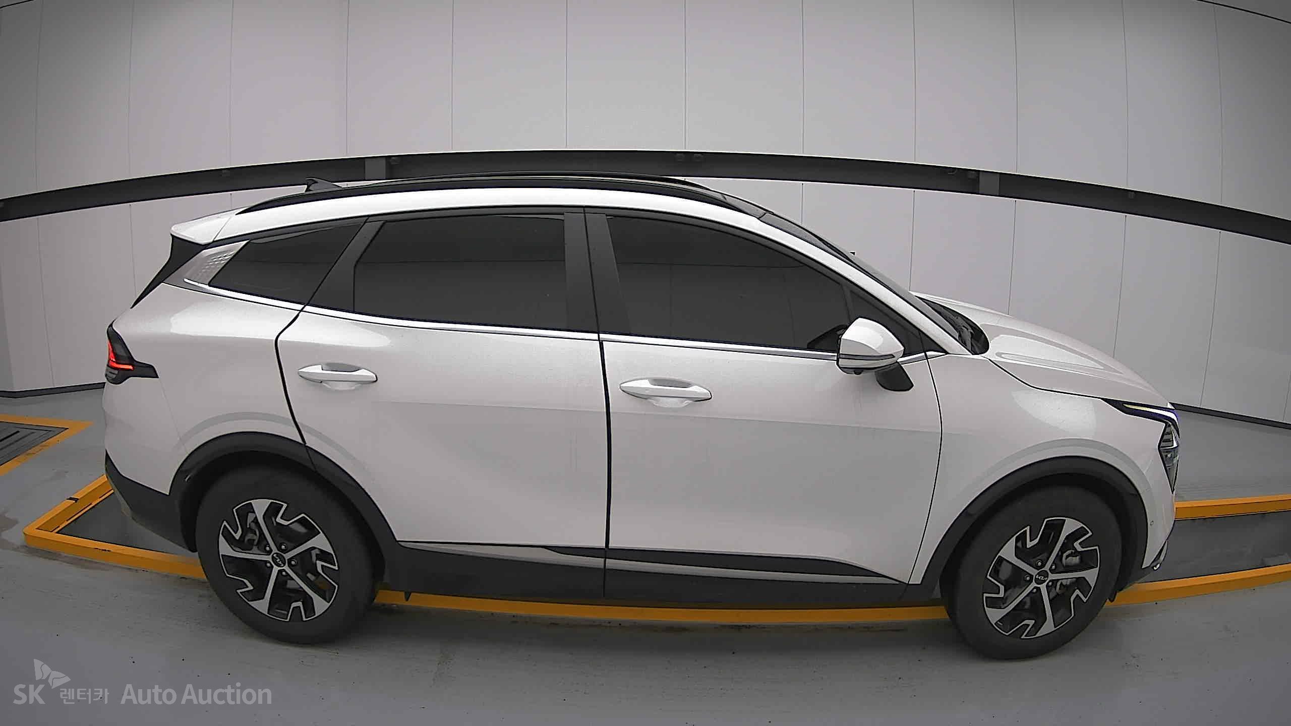 2022 - kia sportage