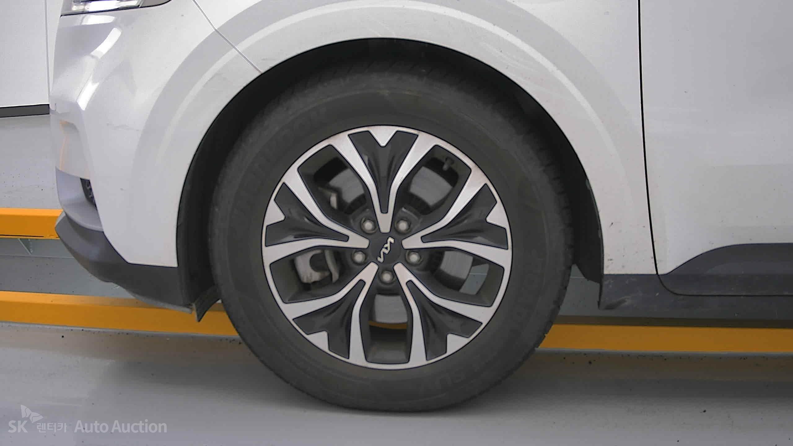 2022 - kia carnival