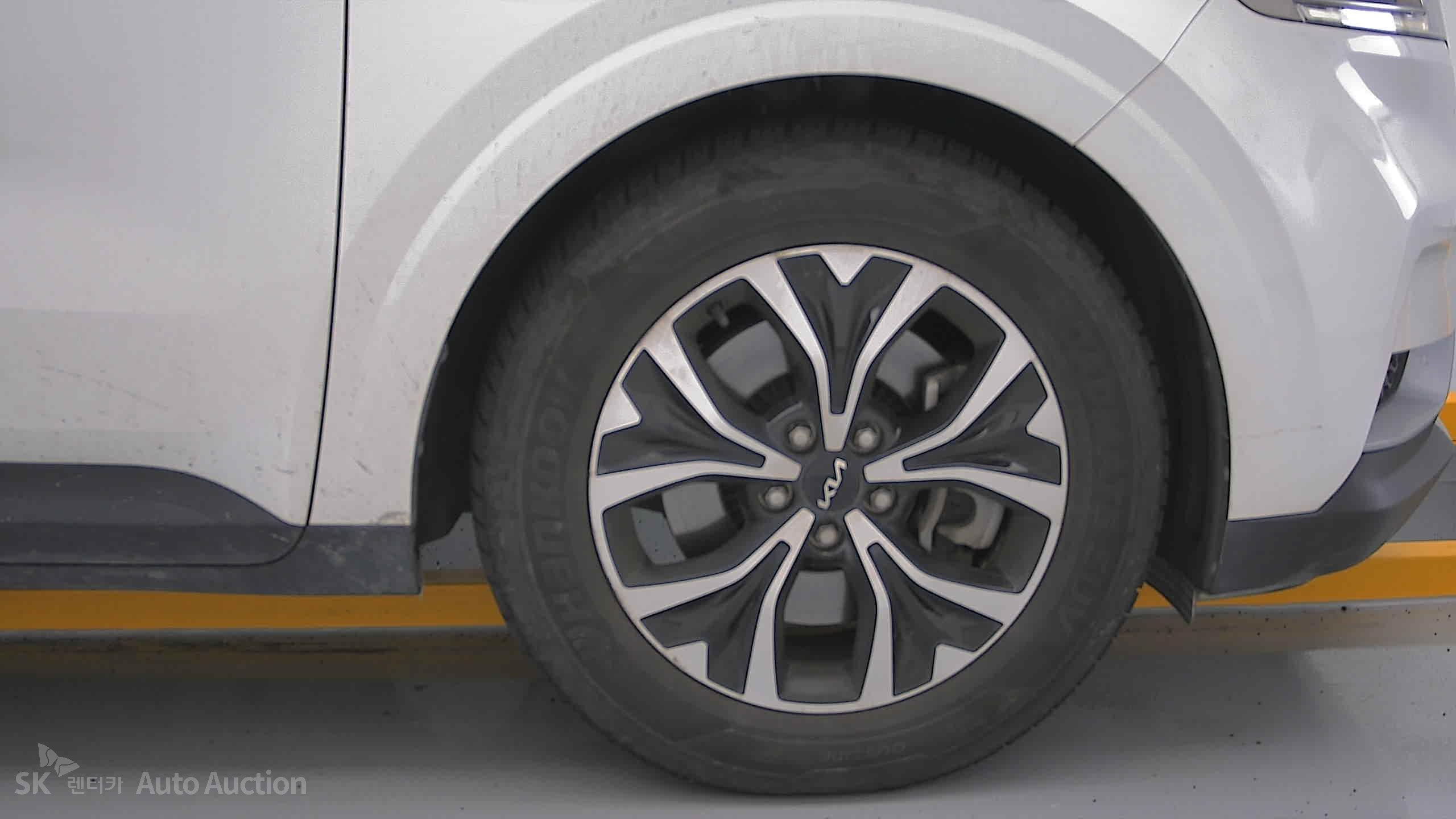 2022 - kia carnival