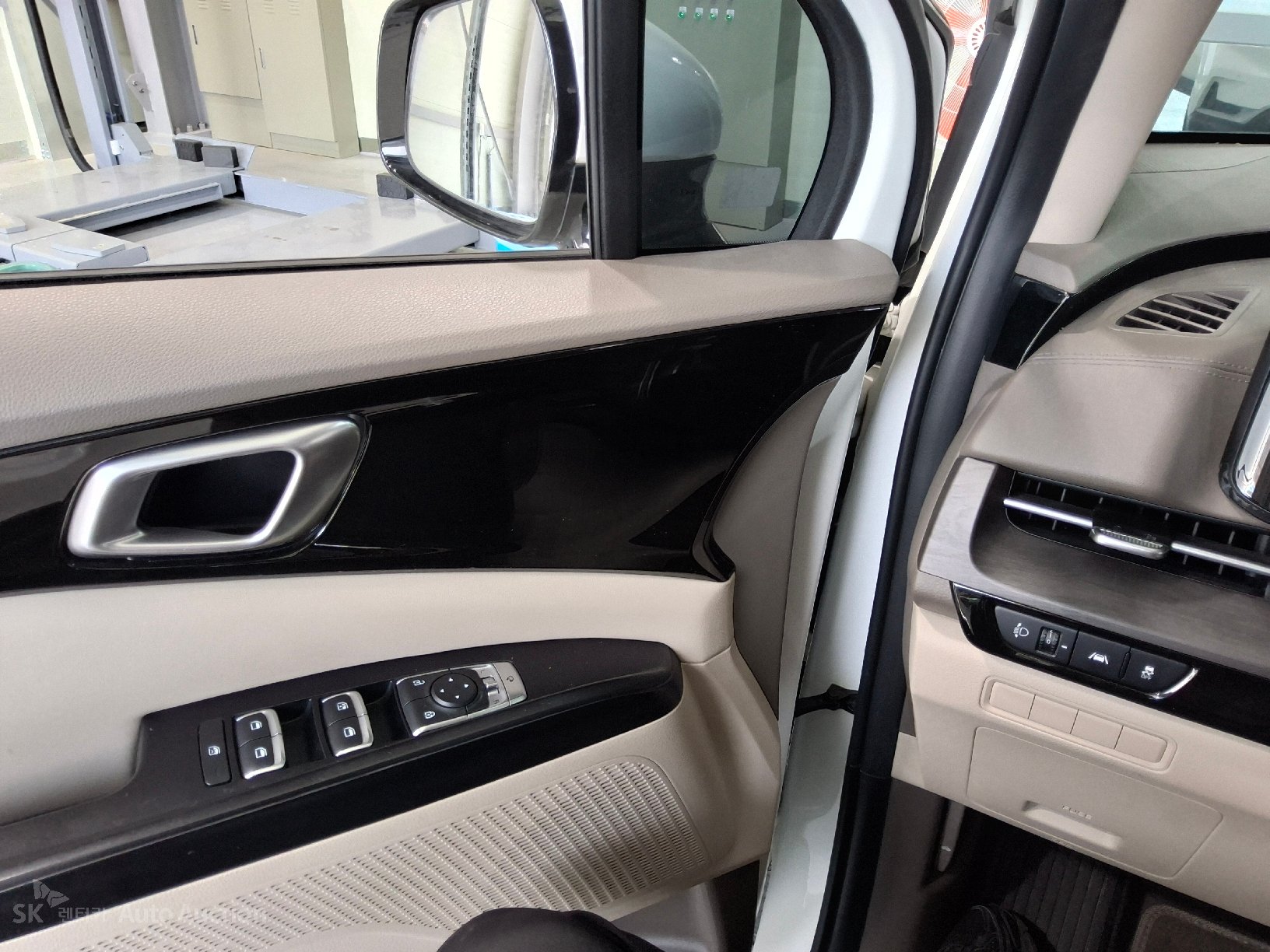 2022 - kia carnival