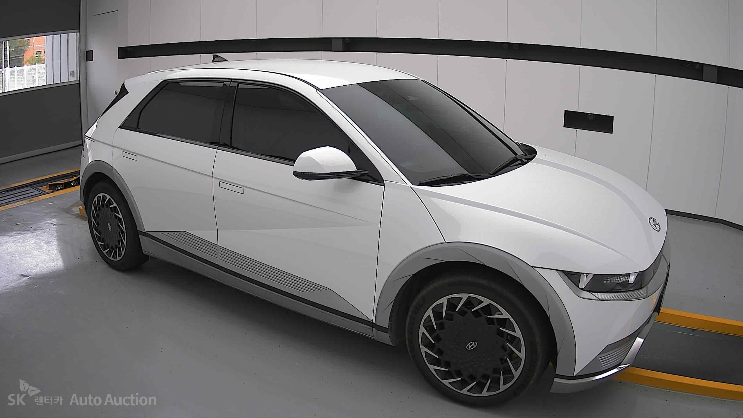 2022 - hyundai ioniq