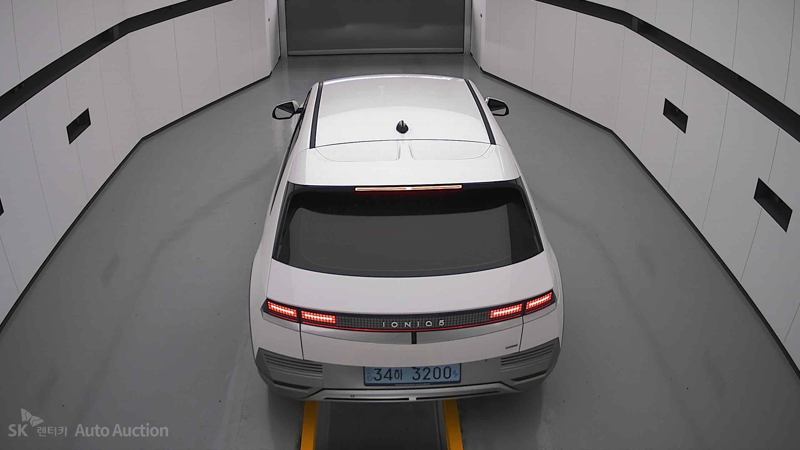 2022 - hyundai ioniq