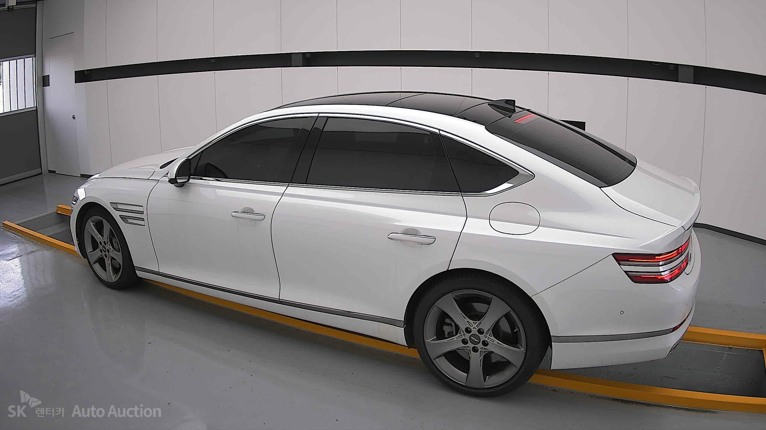 2022 - genesis g80
