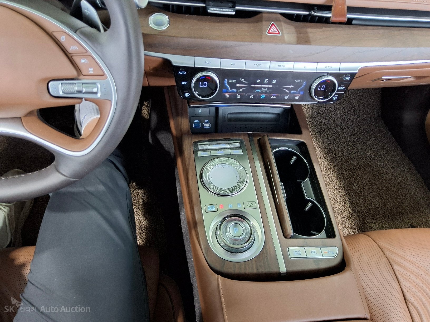 2022 - genesis g80