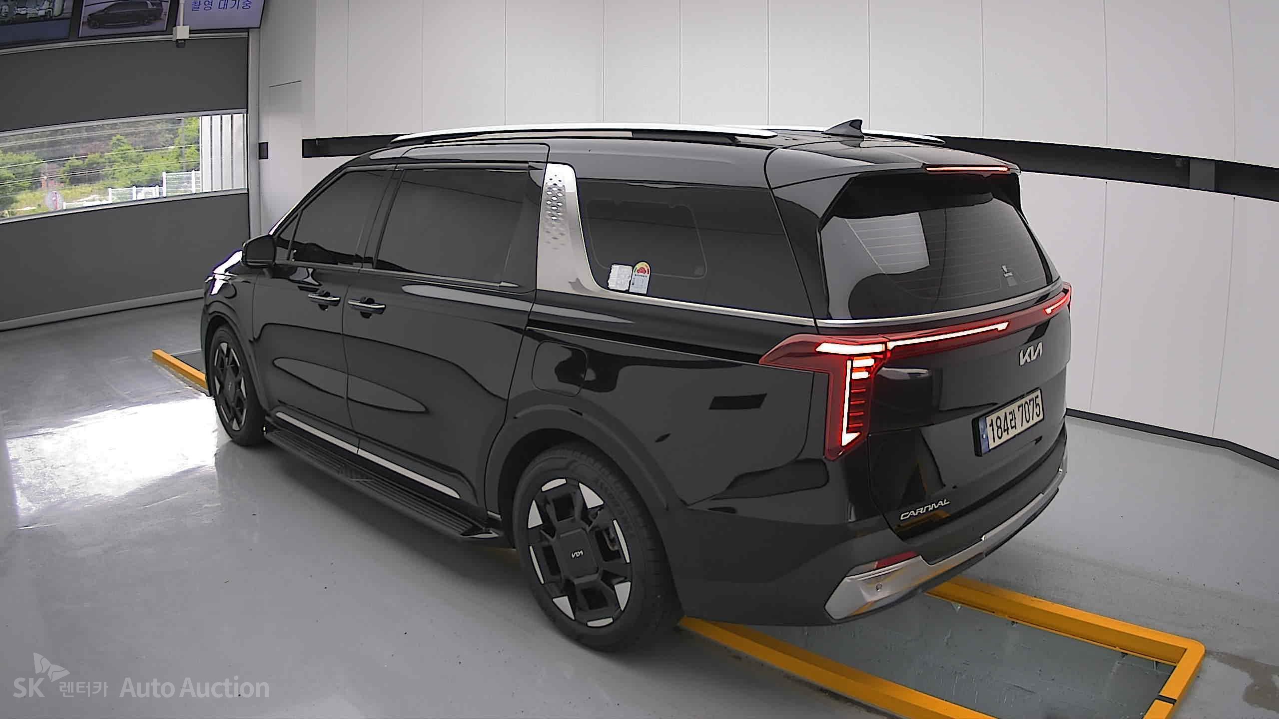 2024 - kia carnival