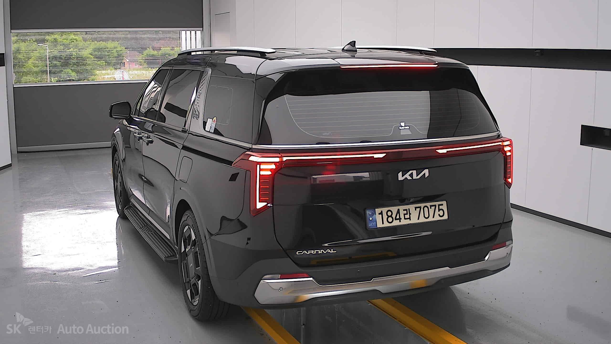 2024 - kia carnival