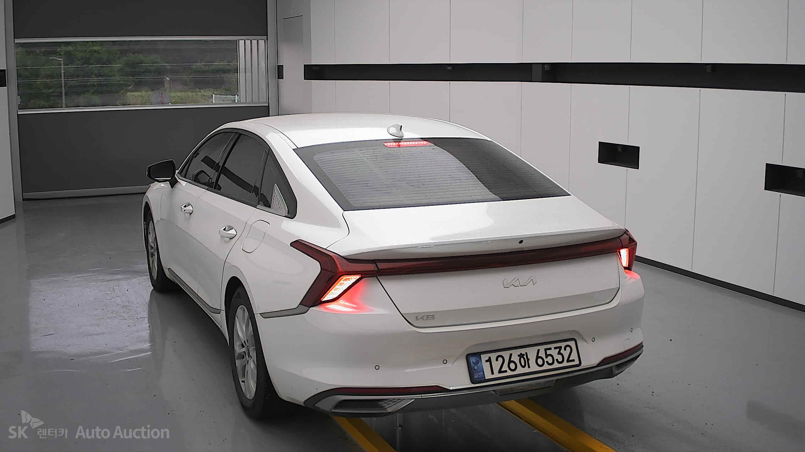 2022 - kia k8