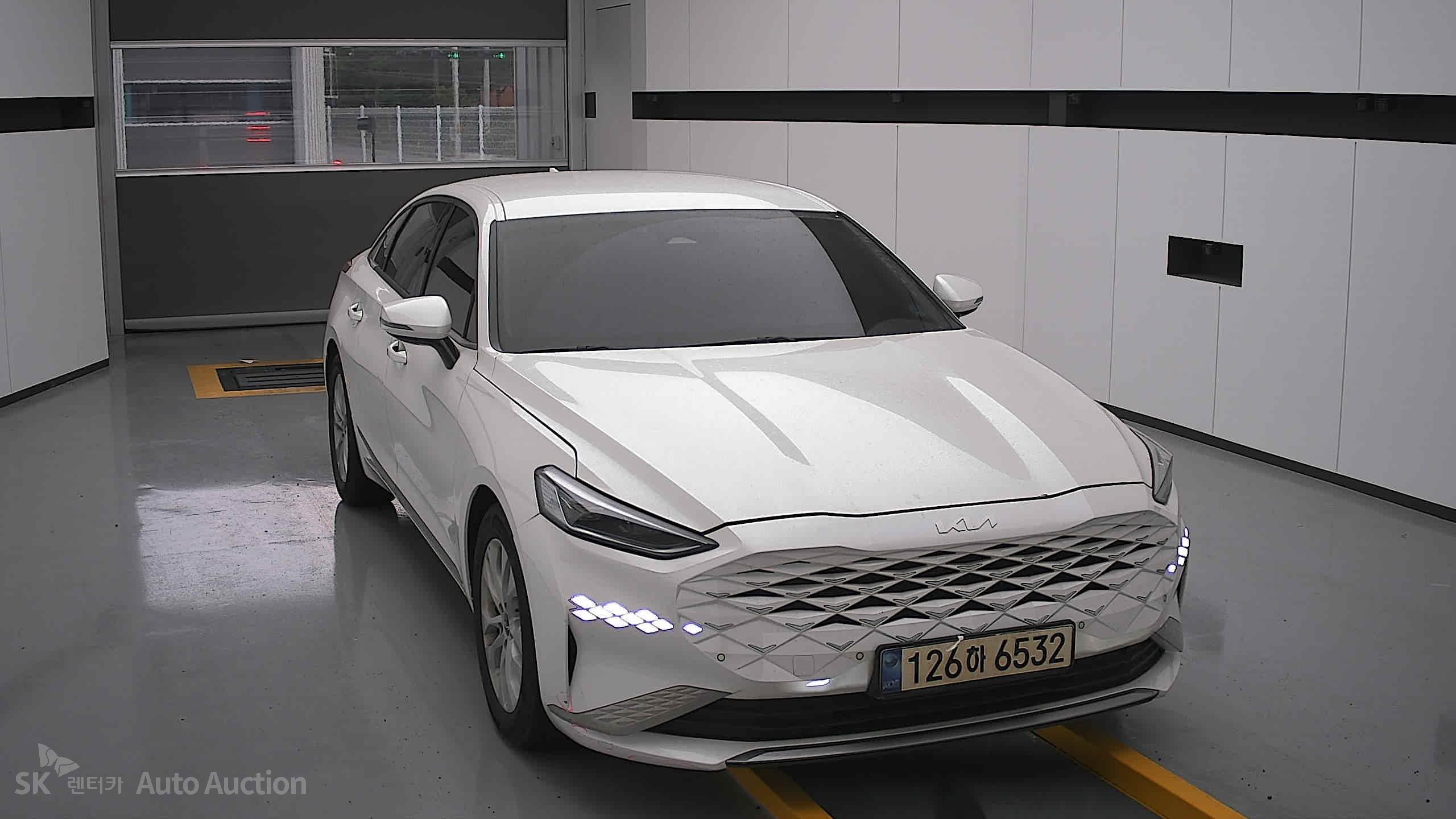 2022 - kia k8