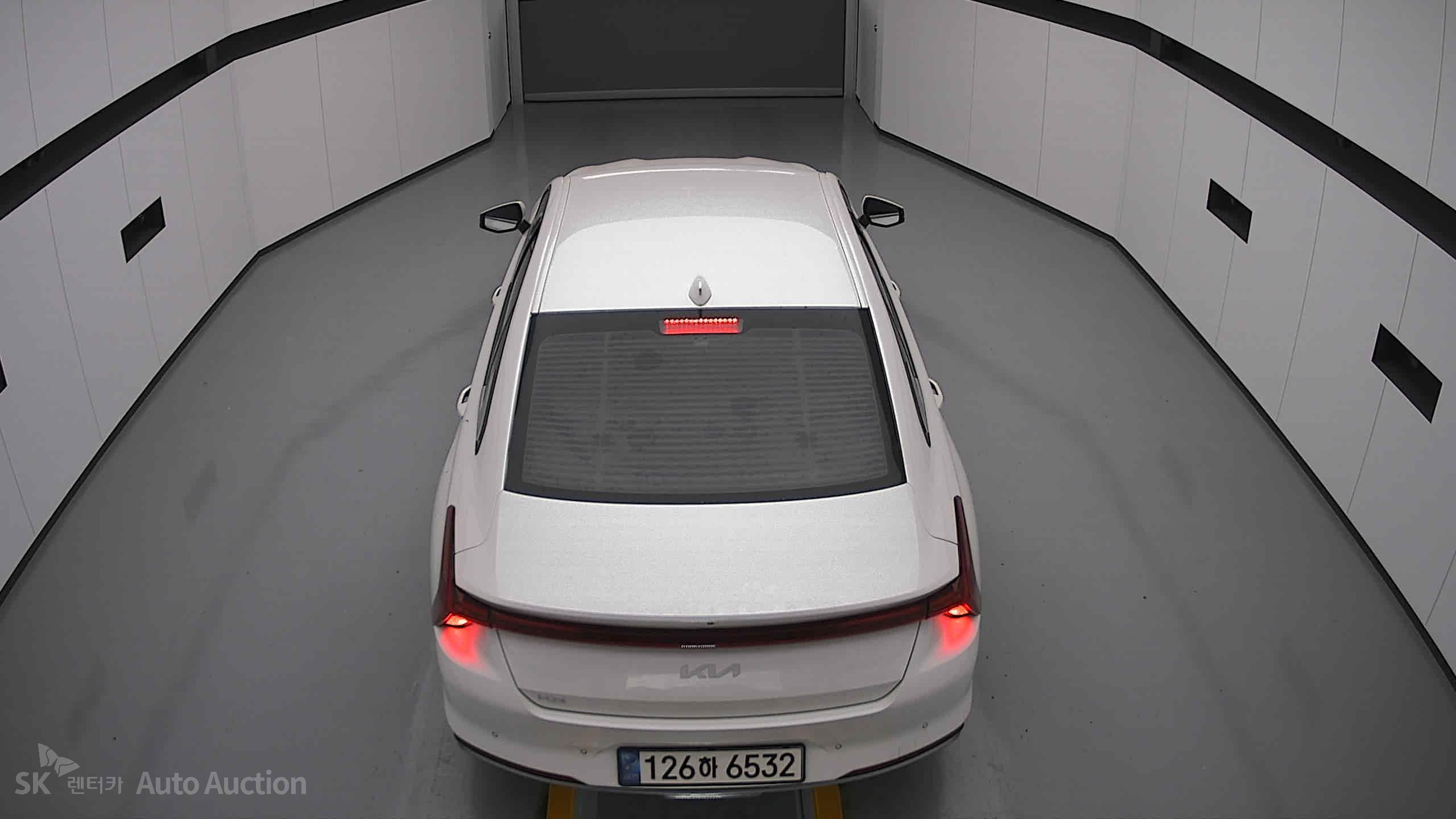 2022 - kia k8