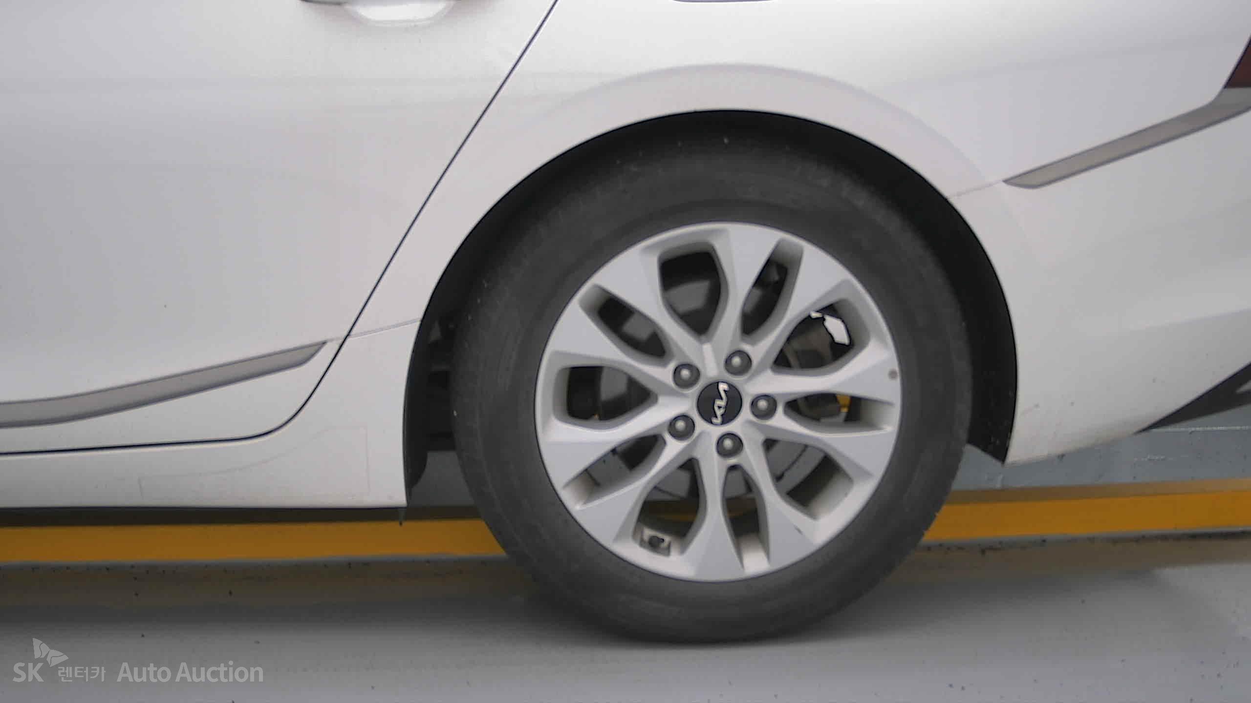 2022 - kia k8