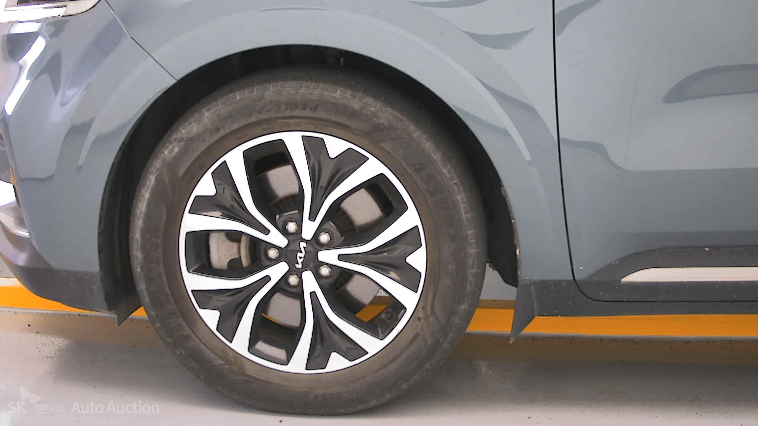 2022 - kia carnival