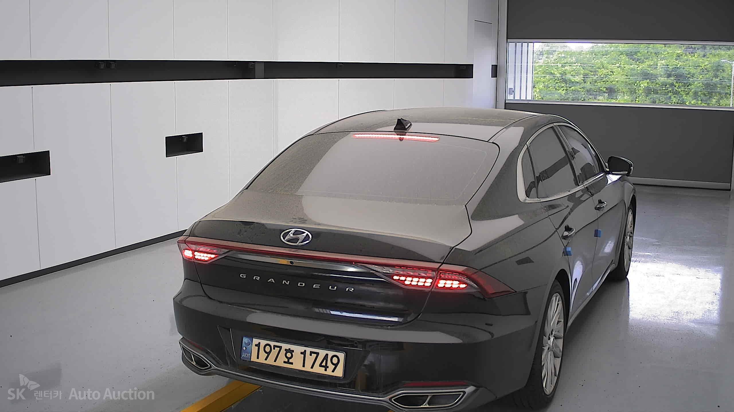 2022 - hyundai grandeur
