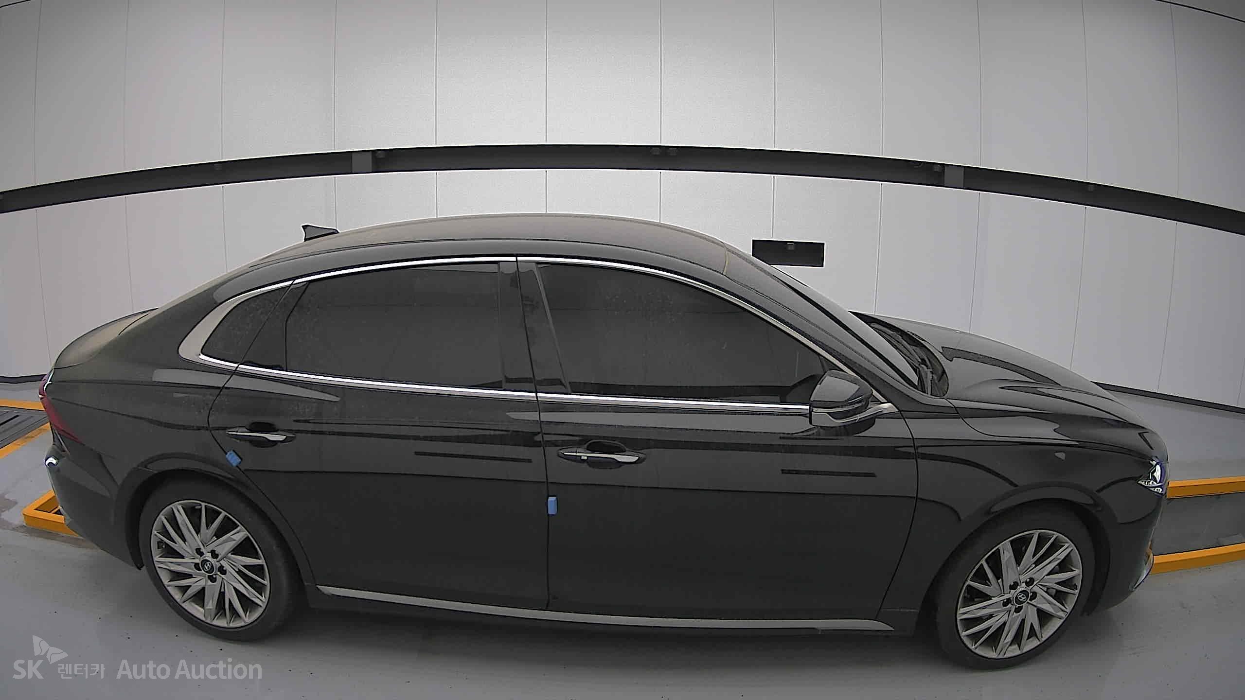 2022 - hyundai grandeur