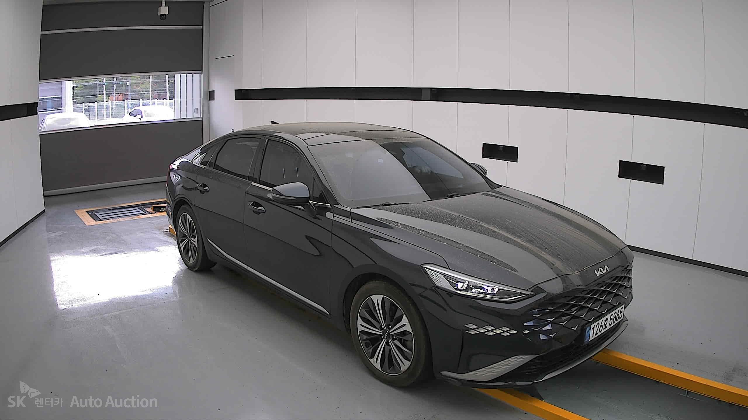2022 - kia k8