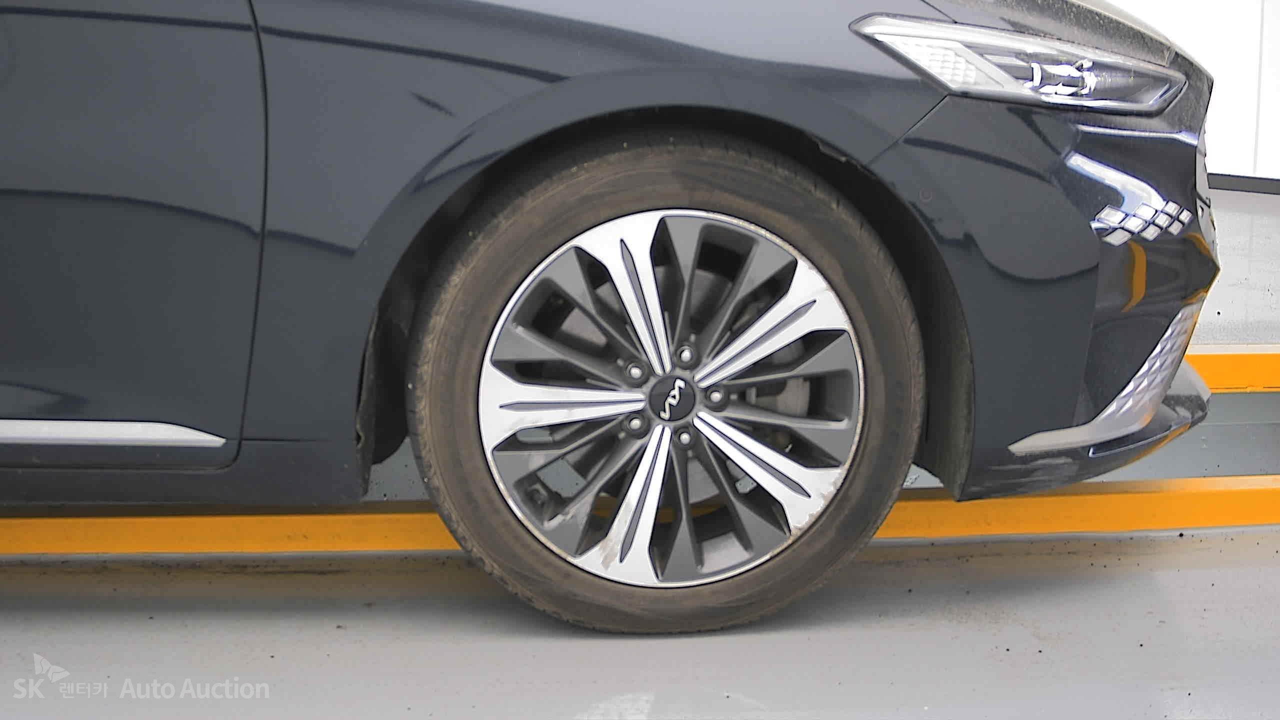 2022 - kia k8