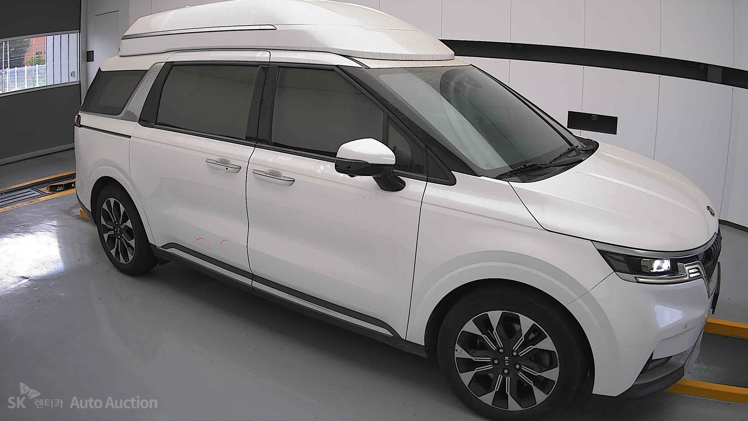 2021 - kia carnival