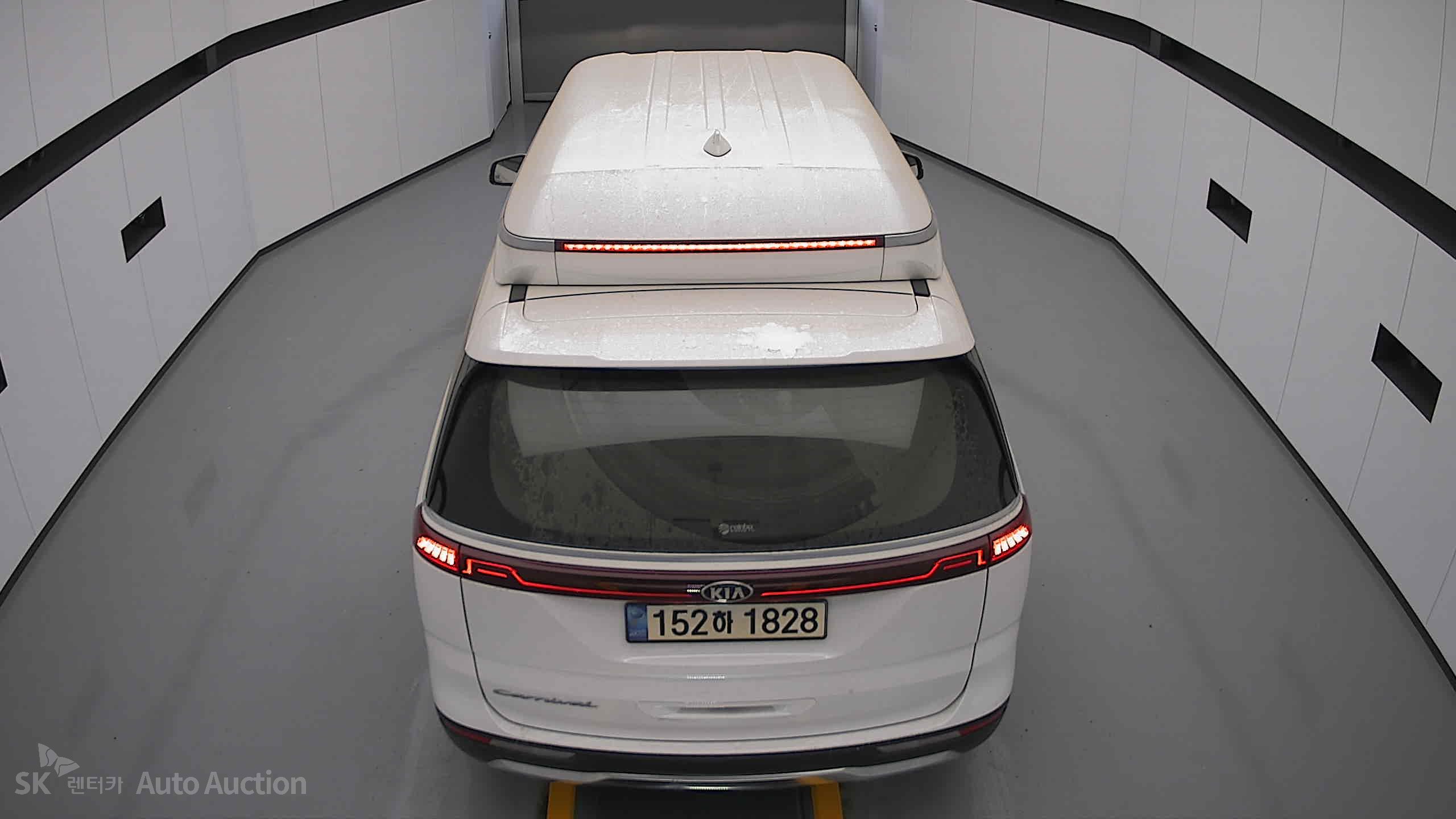 2021 - kia carnival