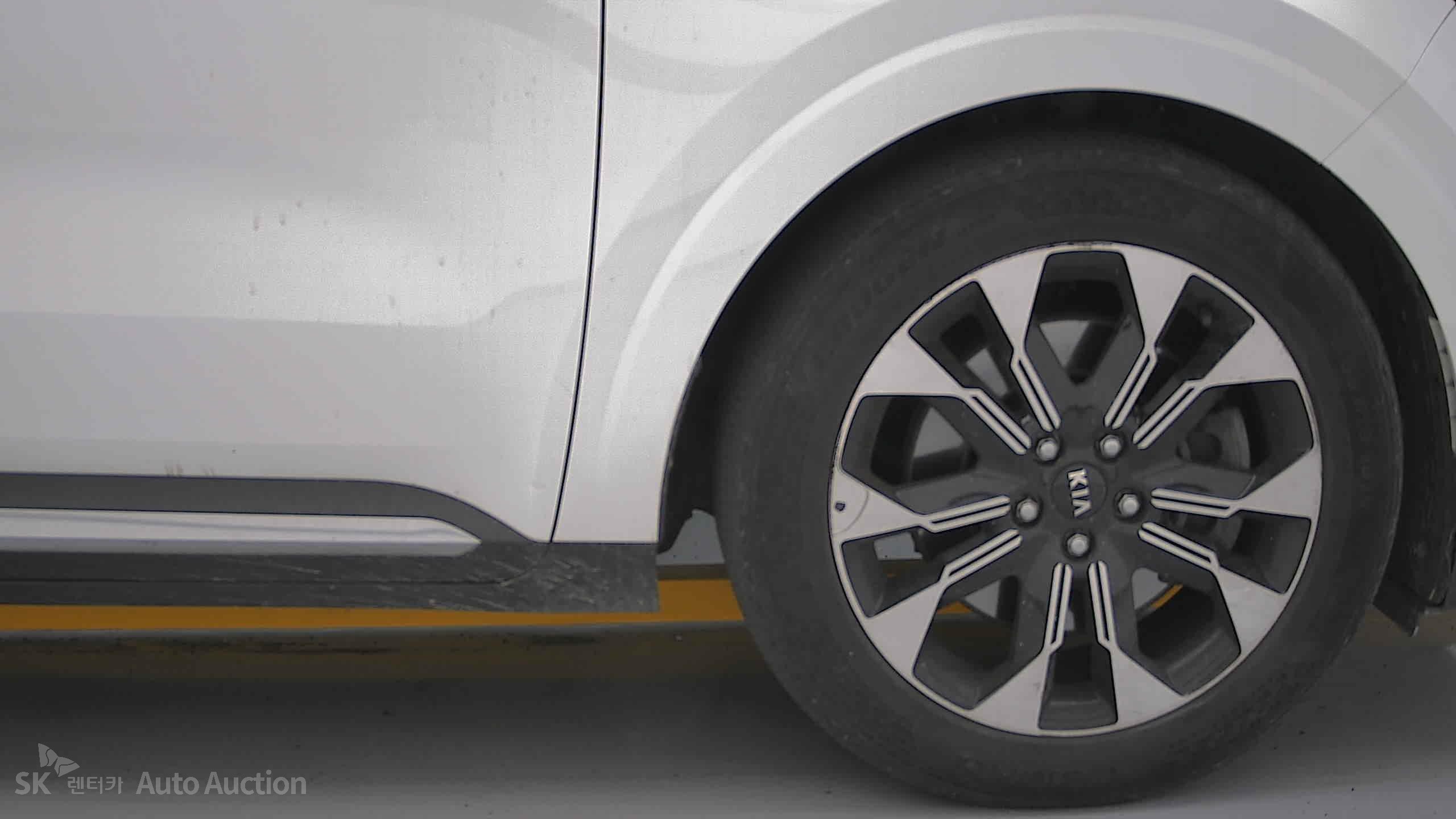 2021 - kia carnival