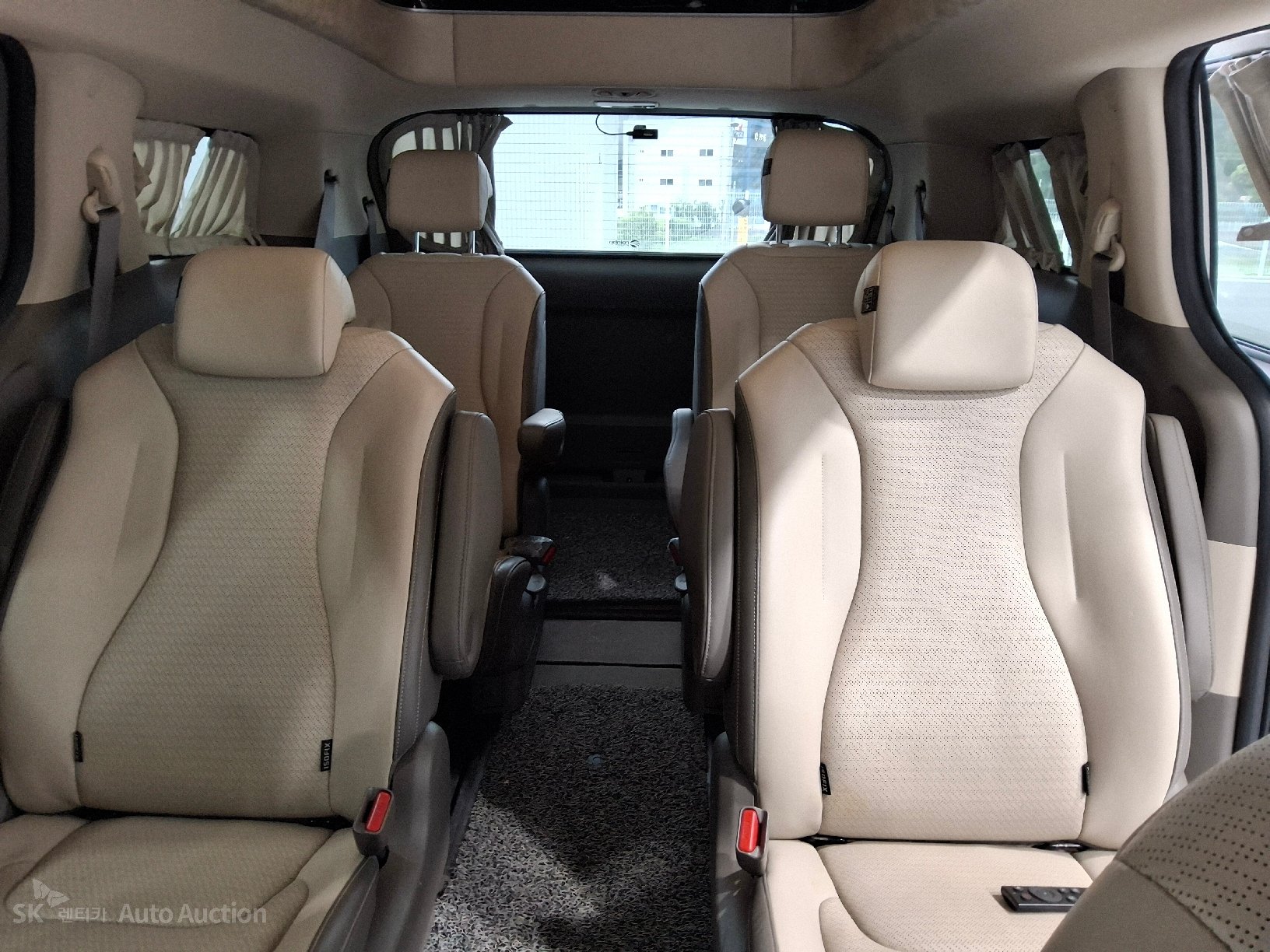 2021 - kia carnival