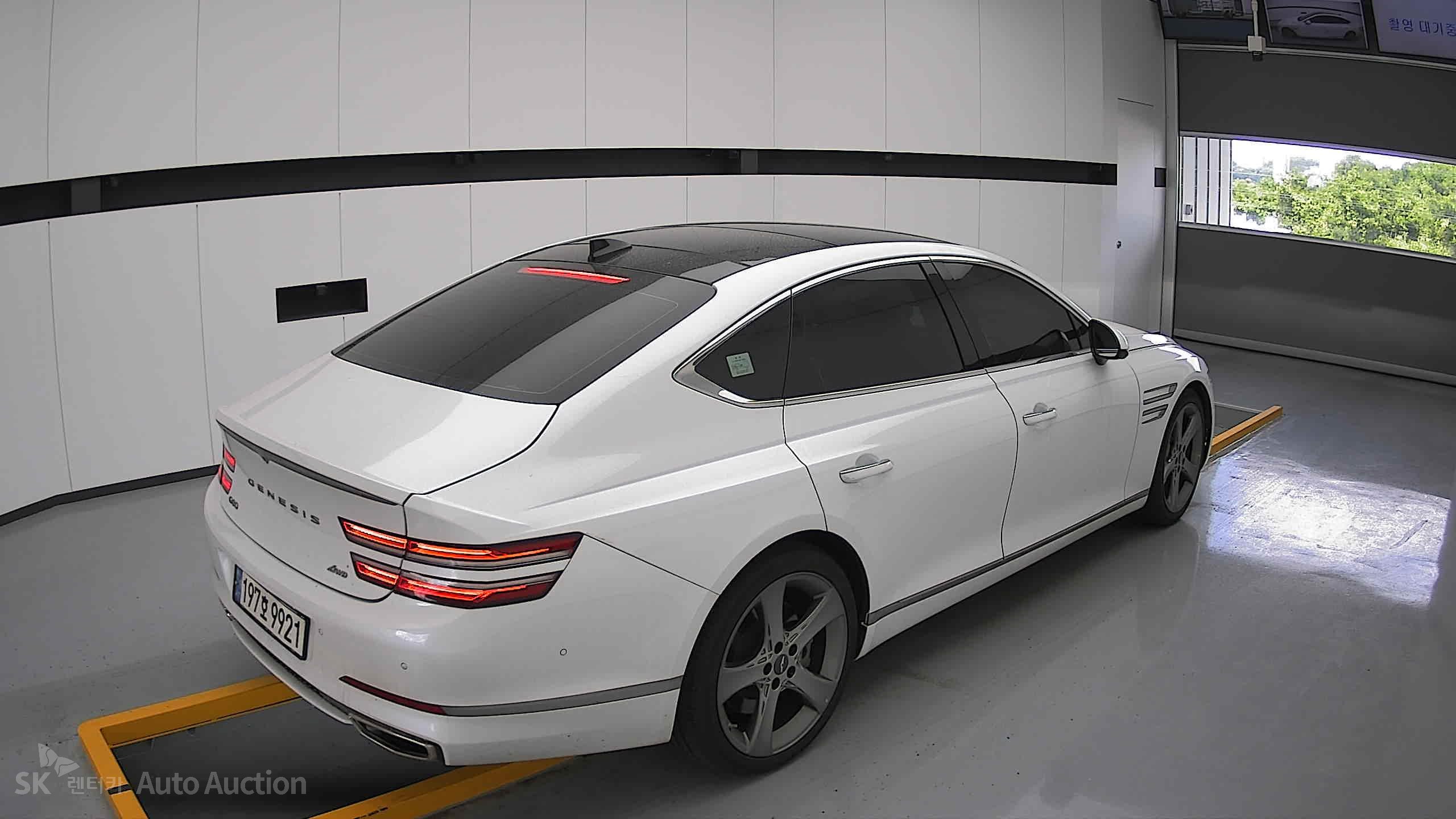 2022 - genesis g80