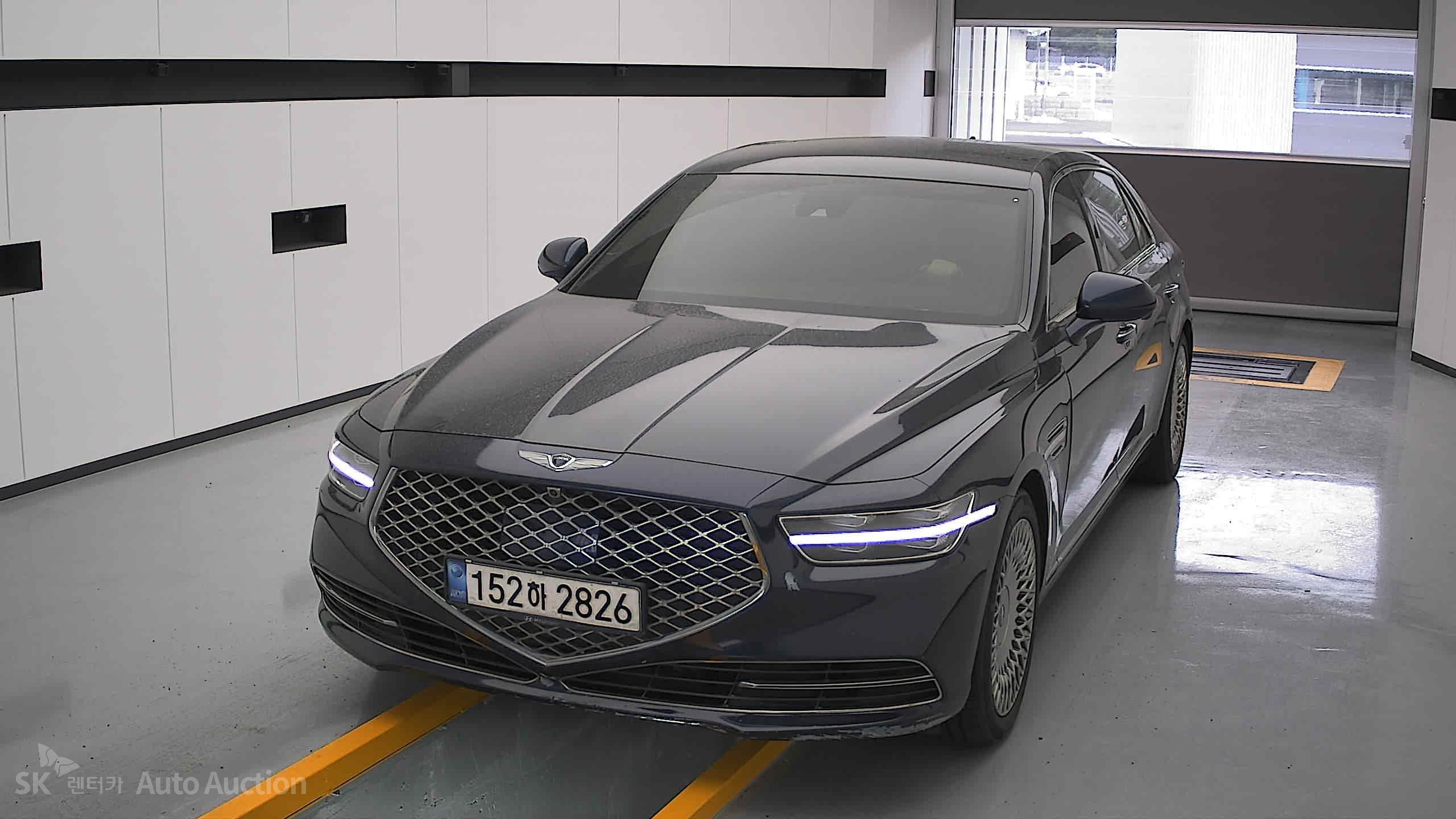 2021 - genesis g90
