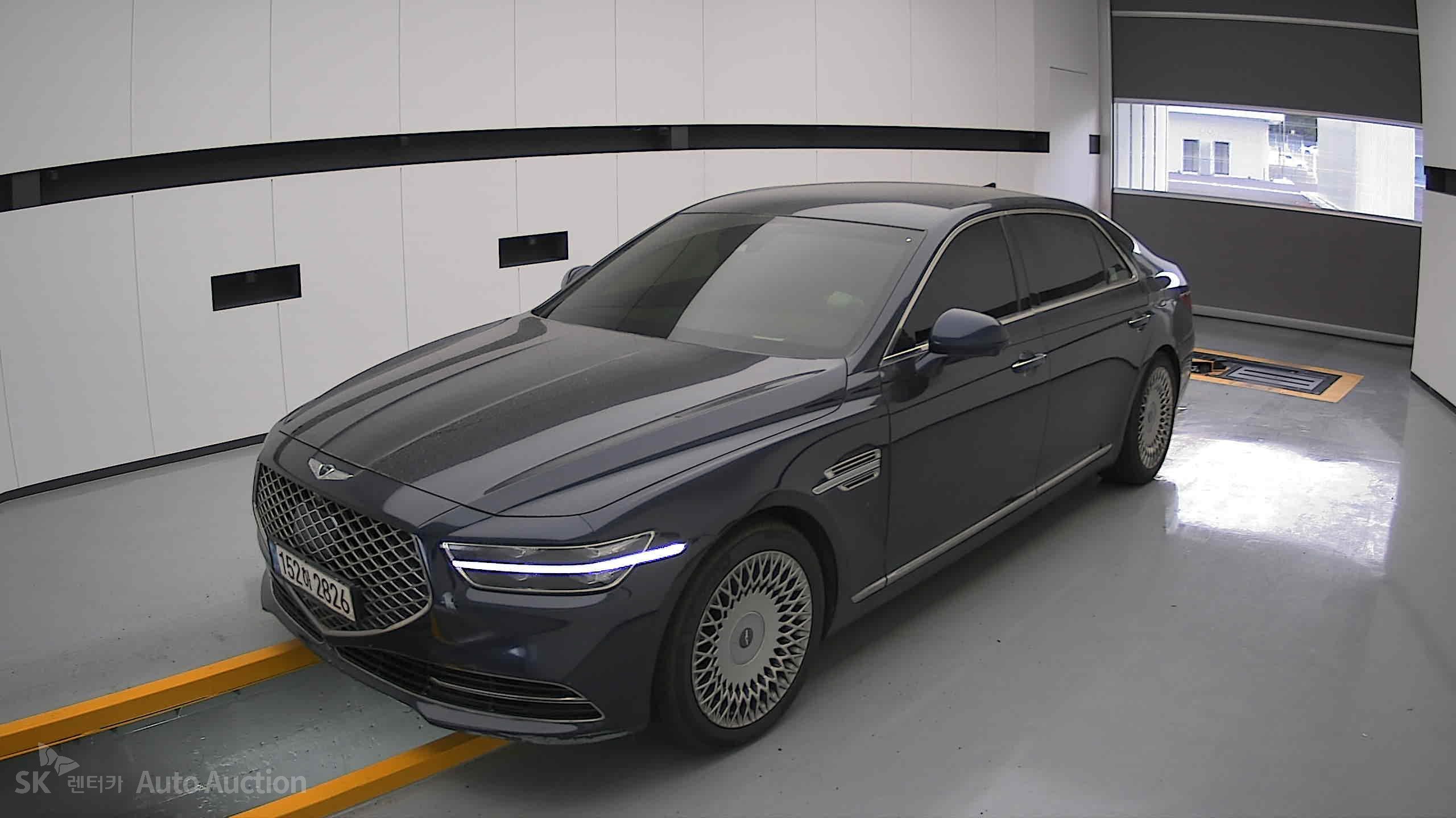2021 - genesis g90