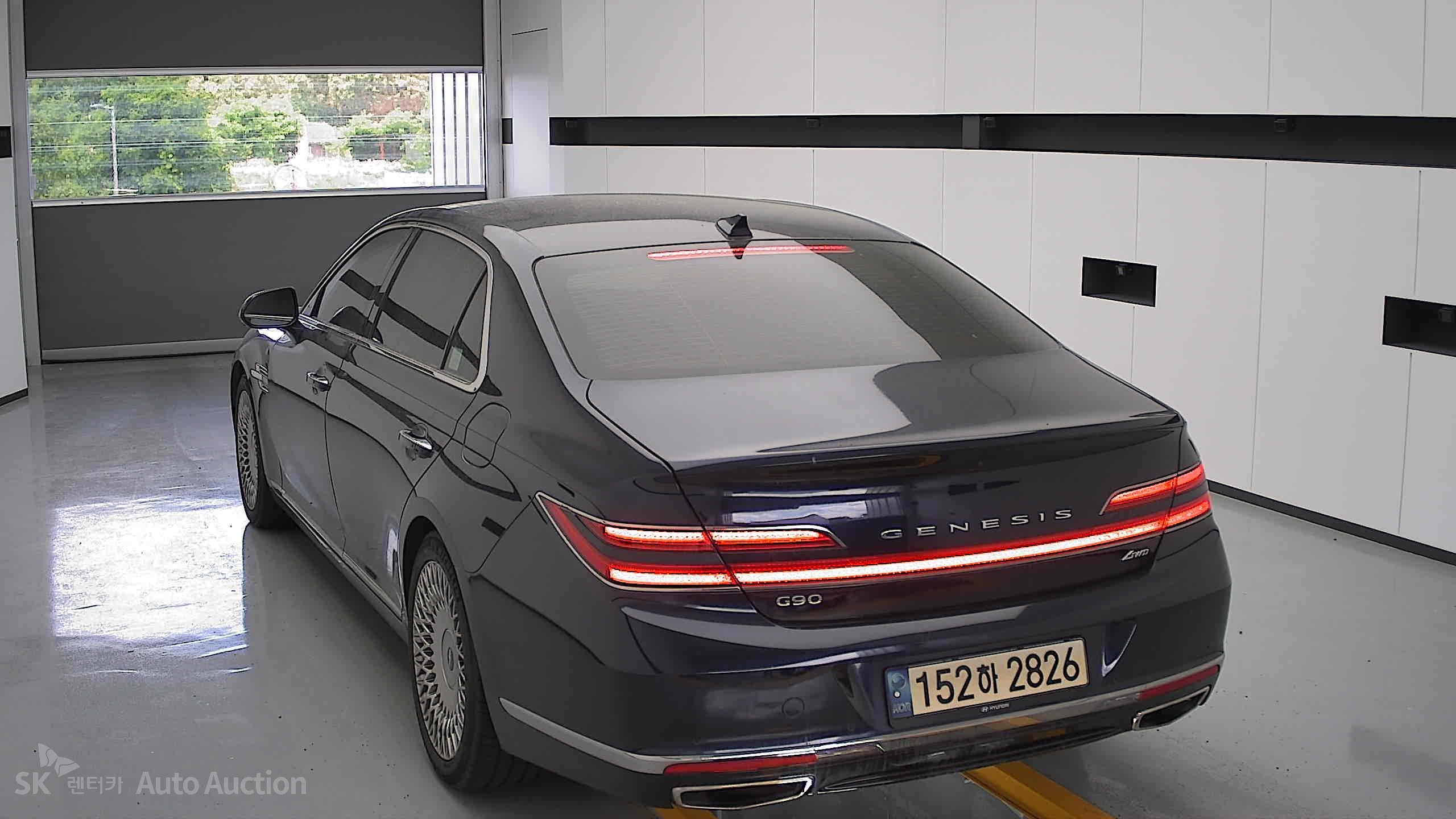 2021 - genesis g90