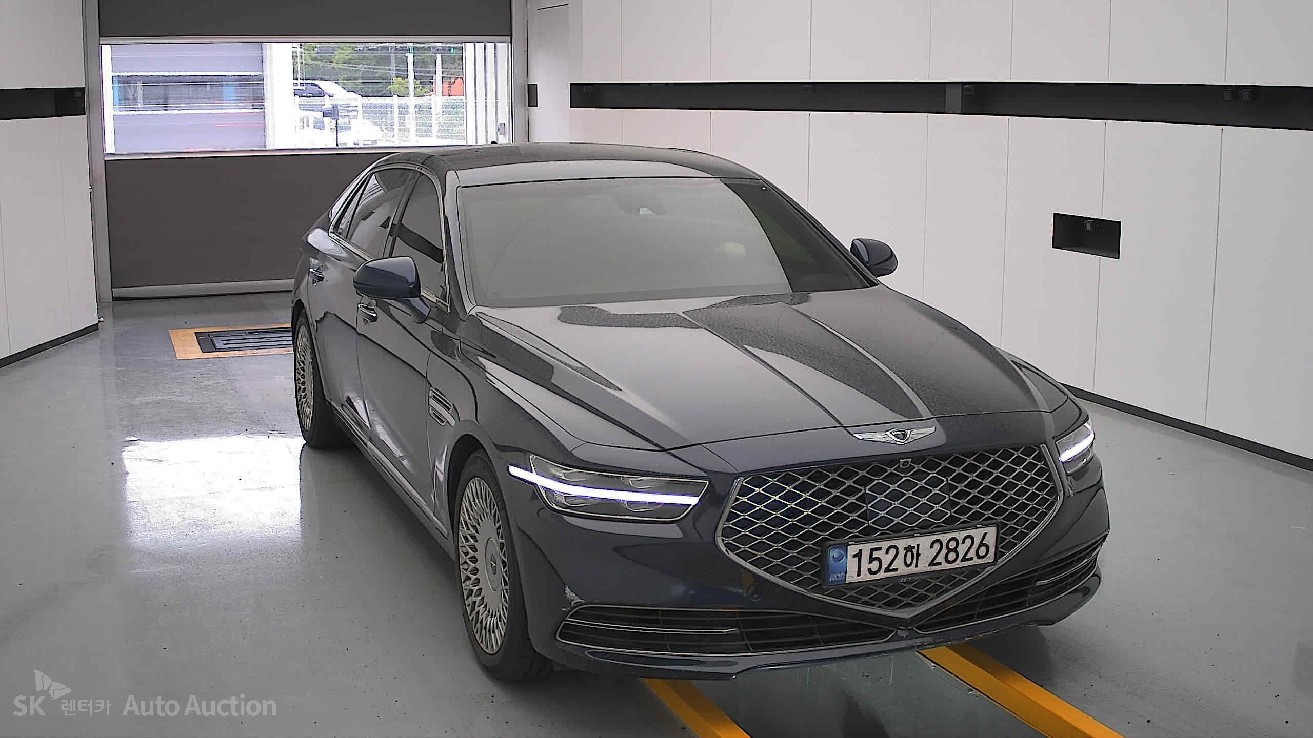 2021 - genesis g90