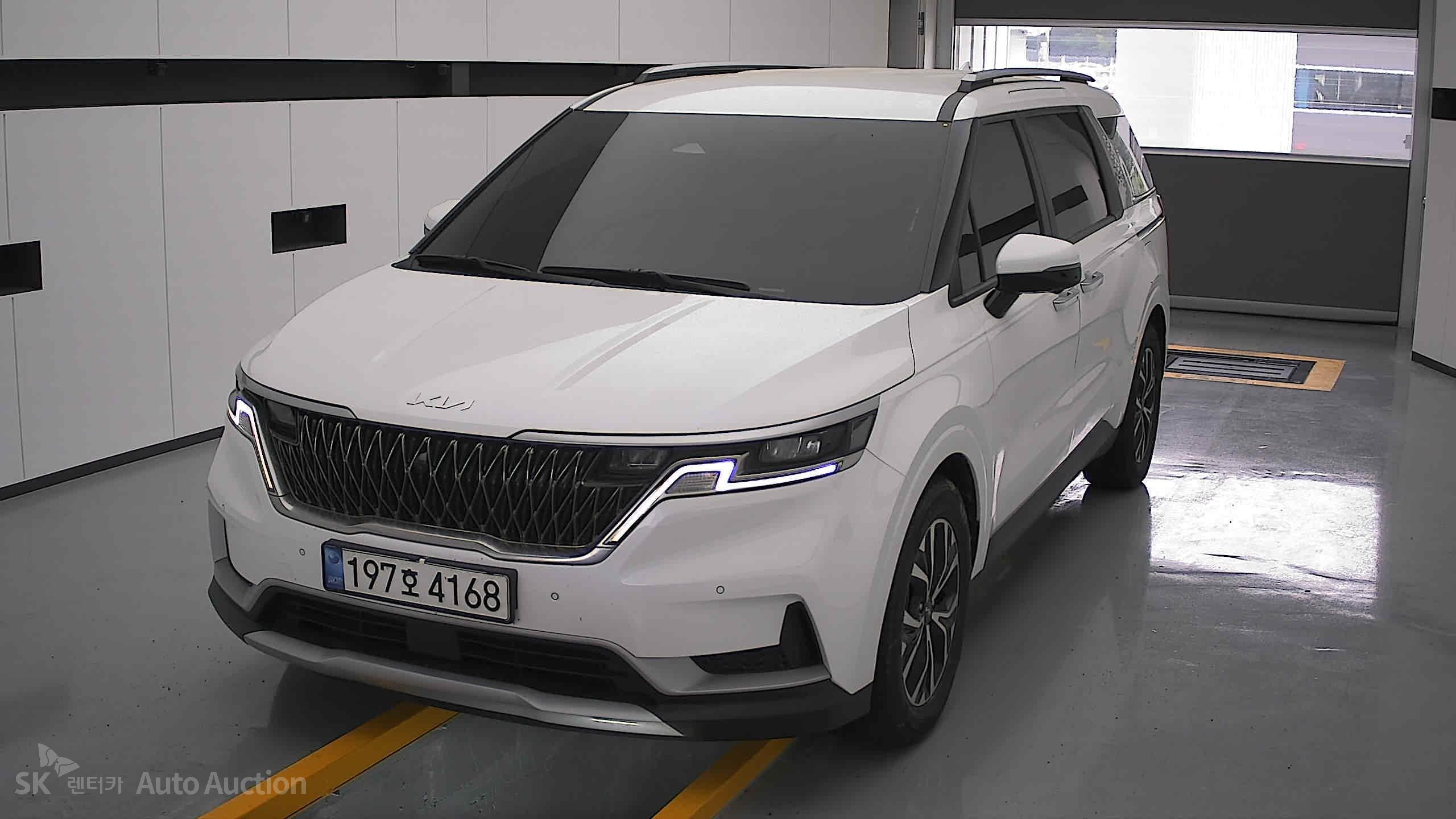 2023 - kia carnival