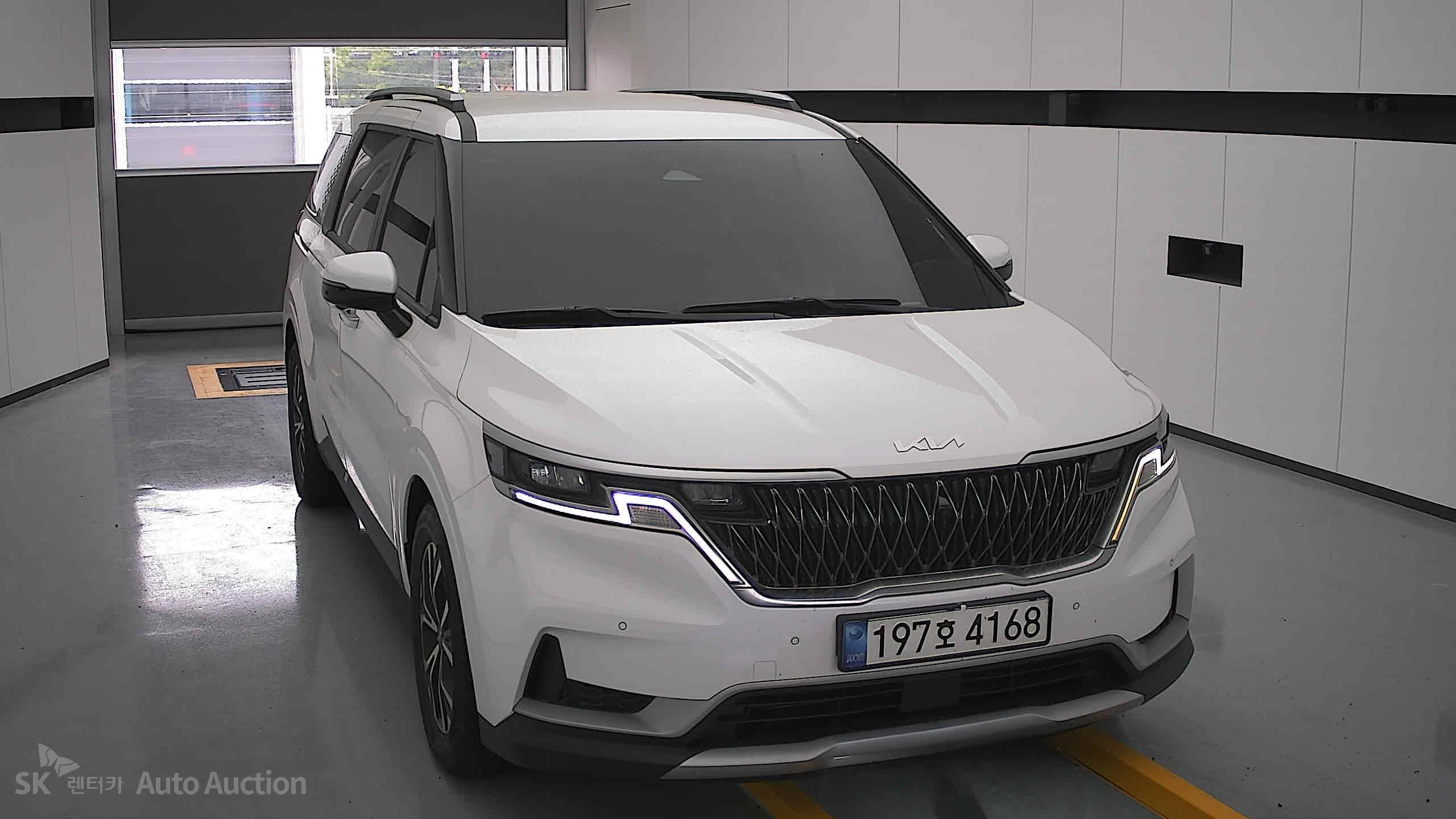 2023 - kia carnival