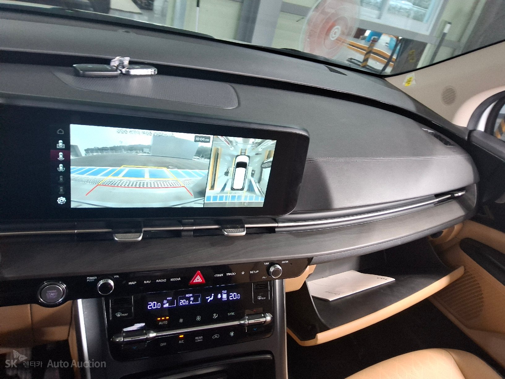 2023 - kia carnival