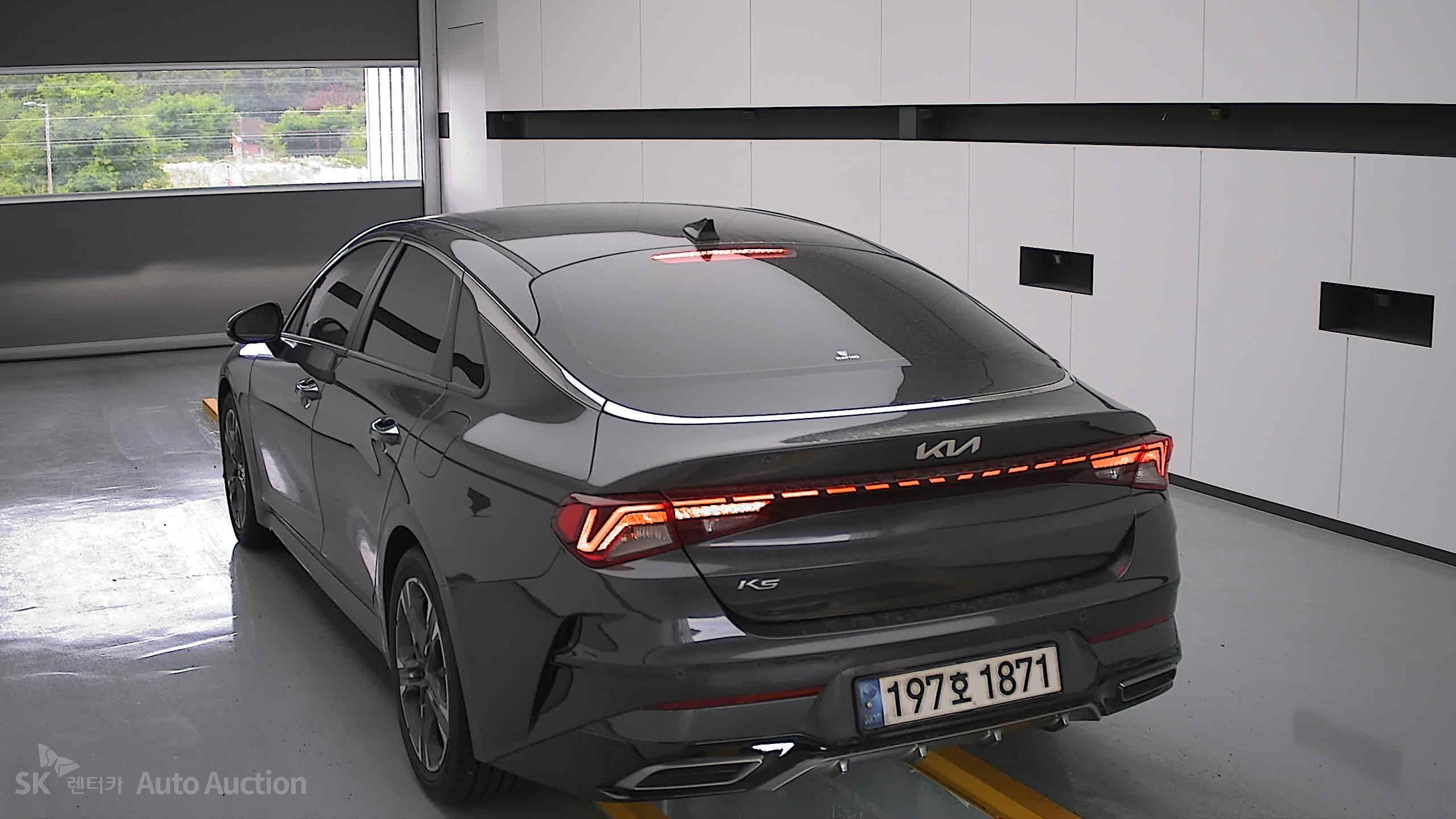 2022 - kia k5