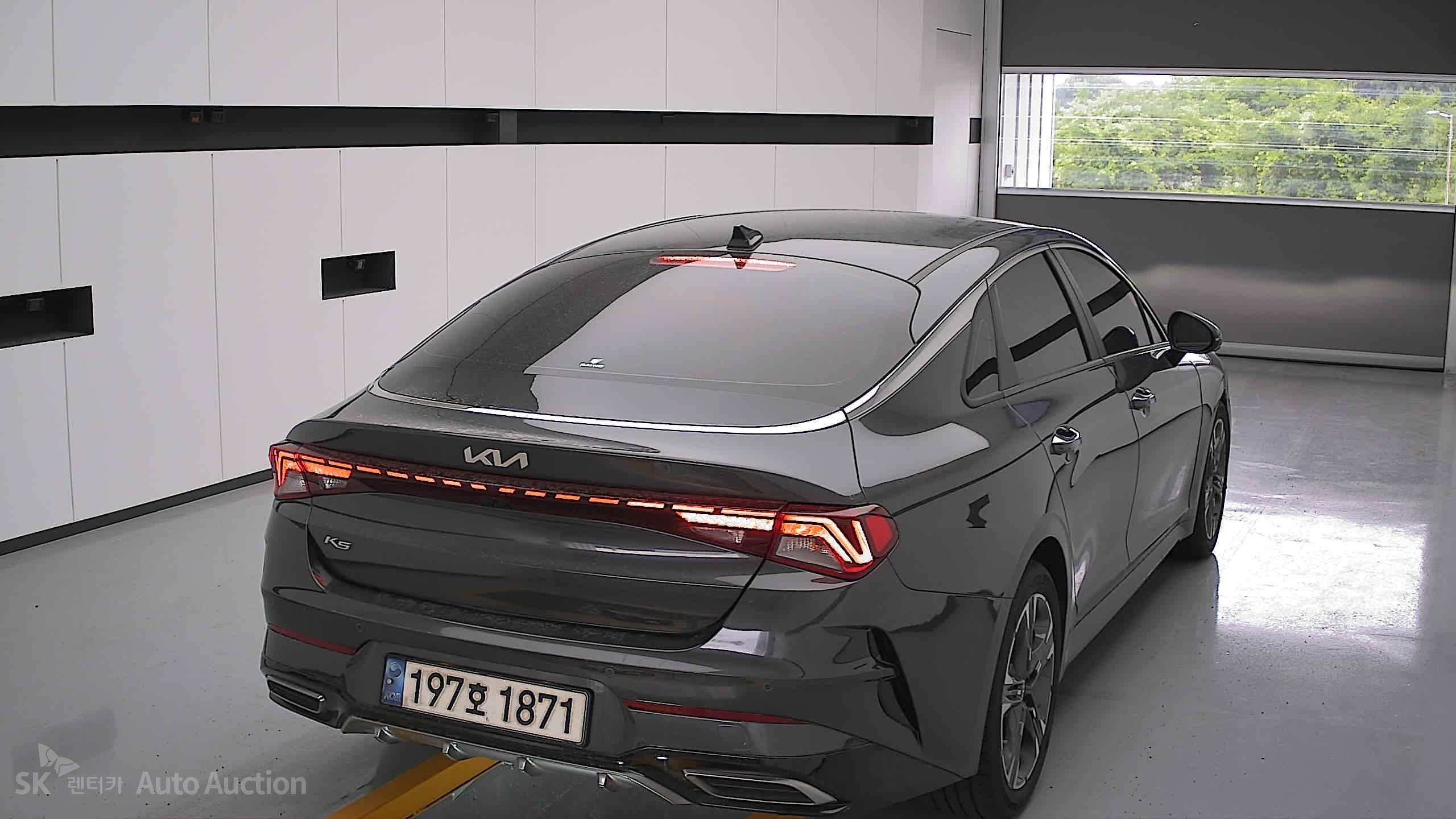 2022 - kia k5