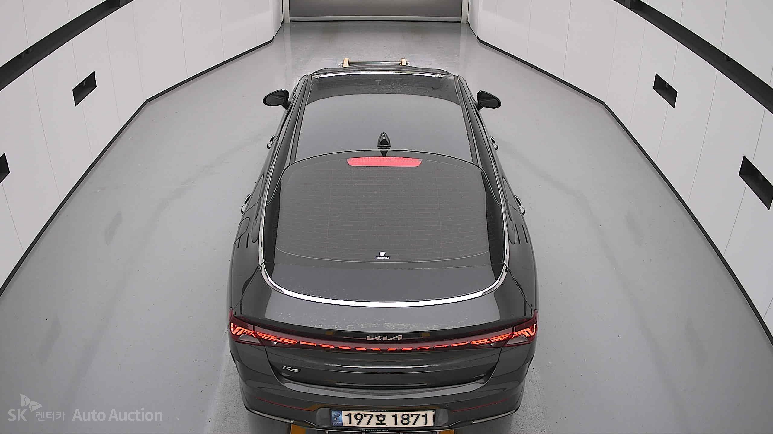2022 - kia k5