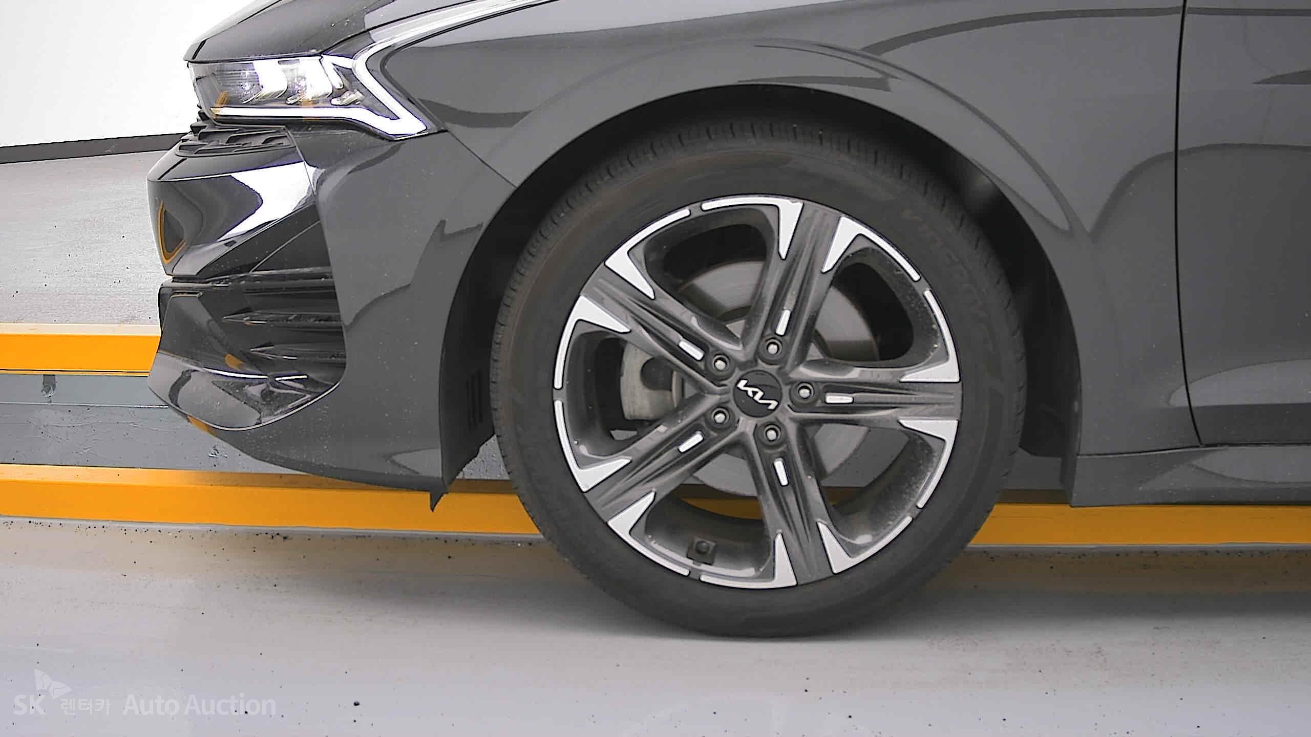 2022 - kia k5