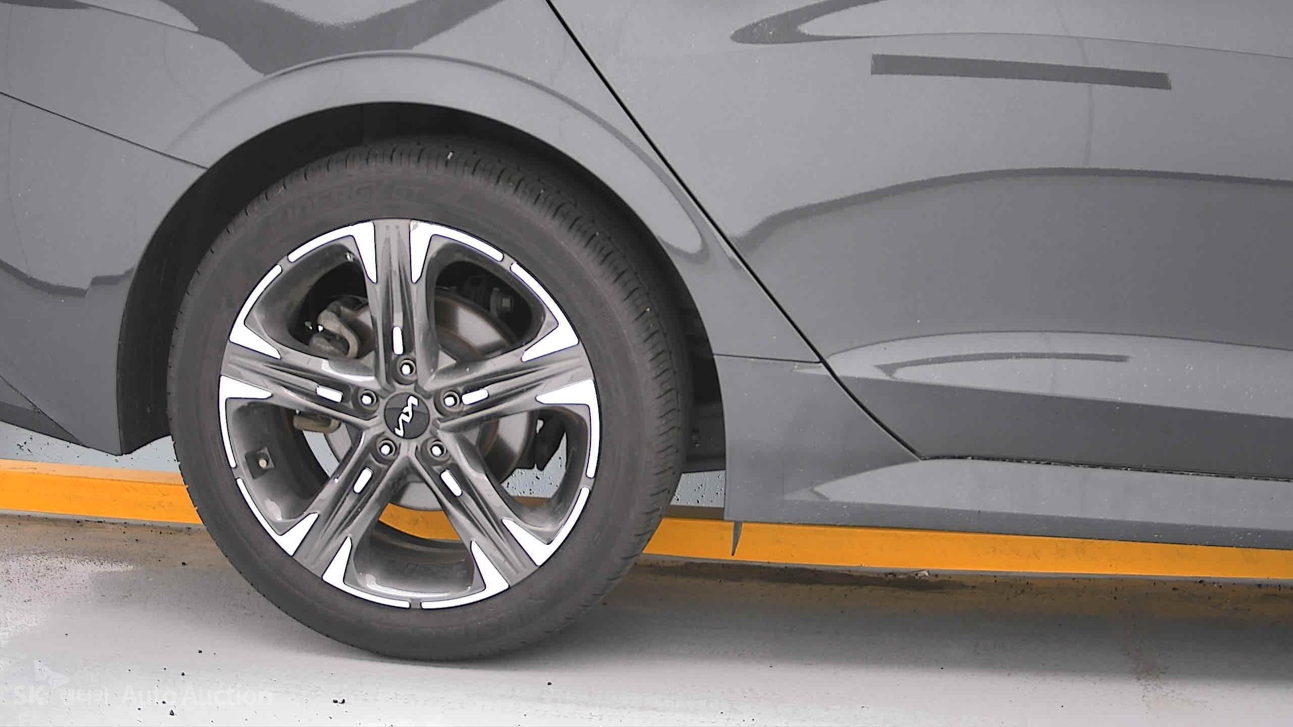 2022 - kia k5