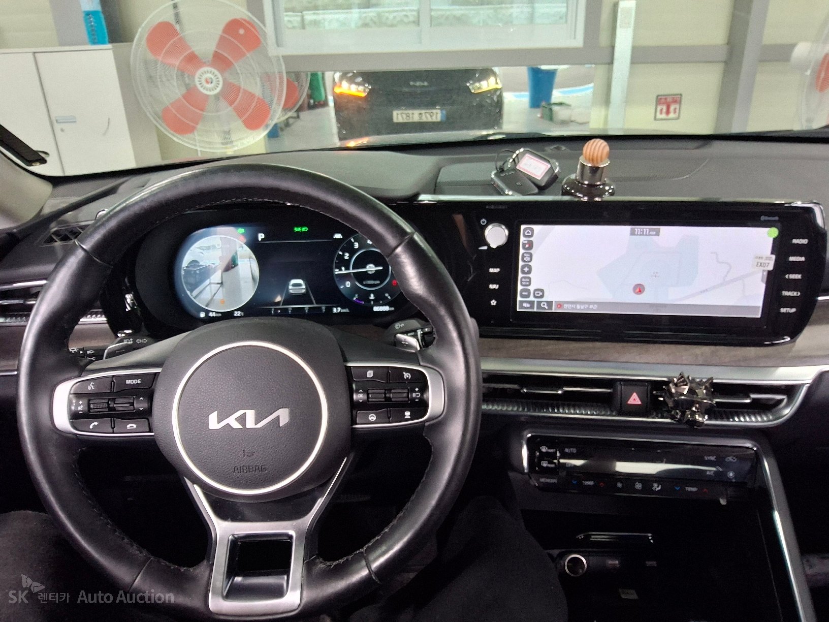 2022 - kia k5