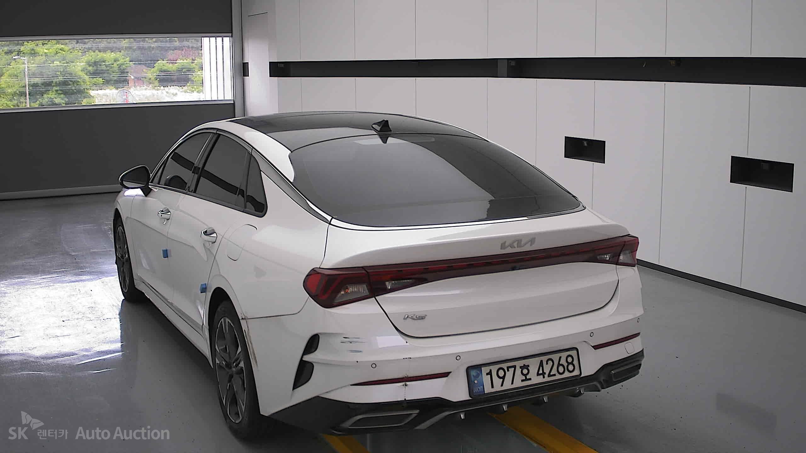 2022 - kia k5