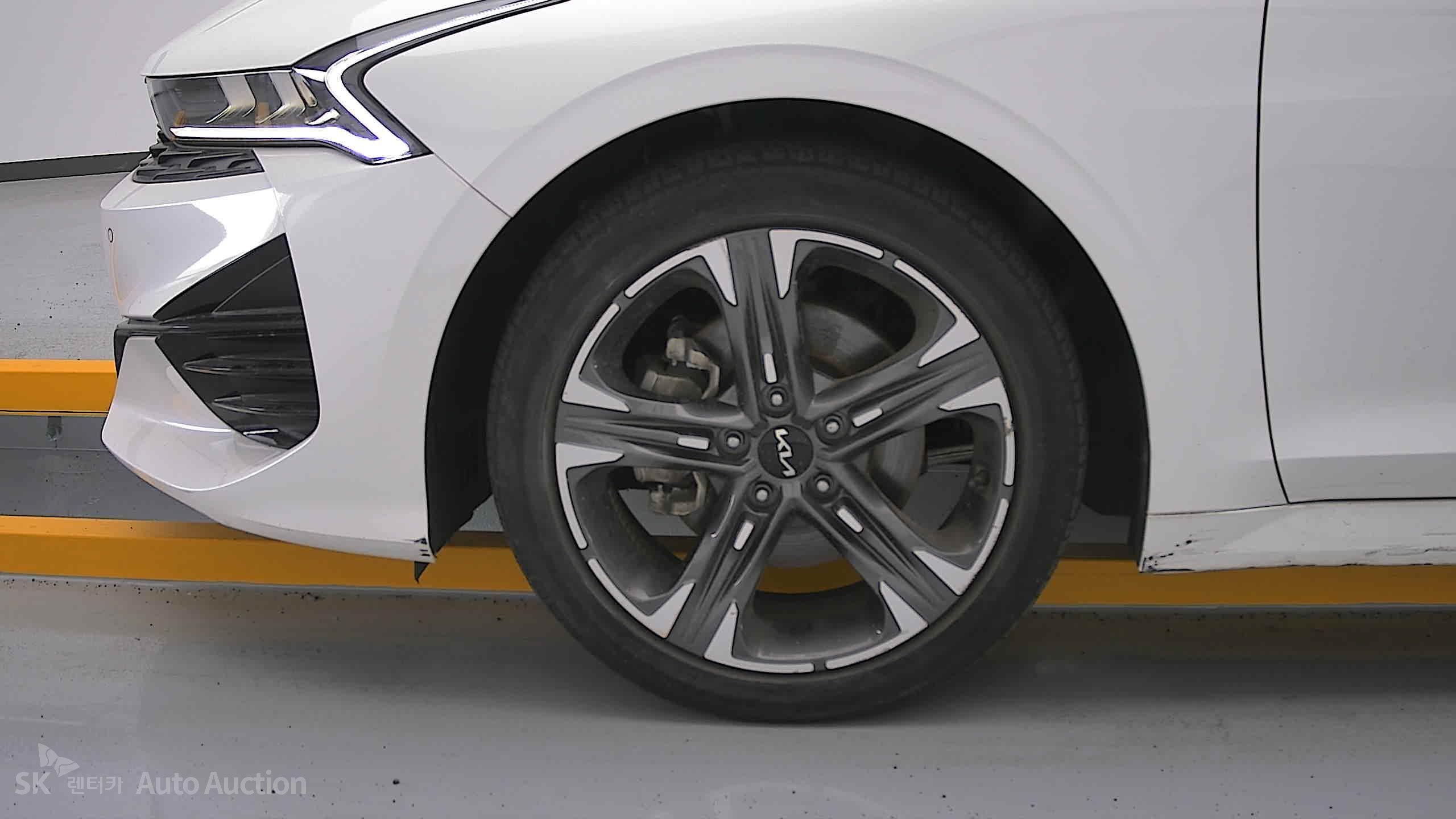 2022 - kia k5
