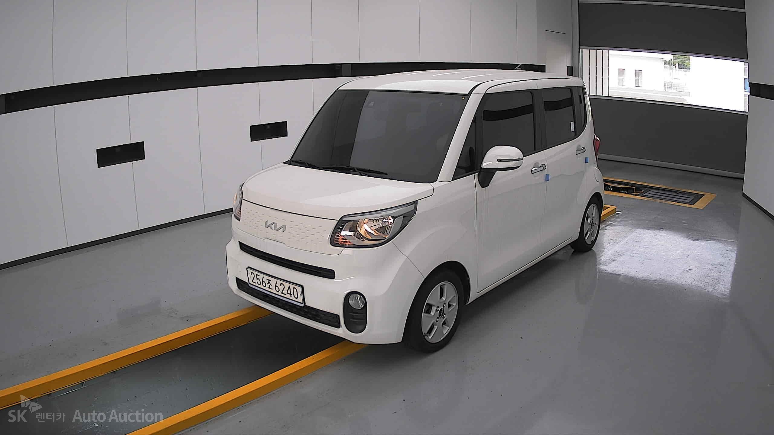 2022 - kia ray
