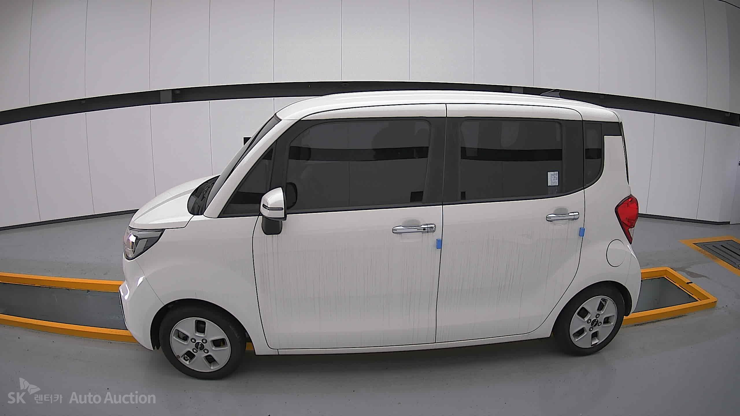 2022 - kia ray