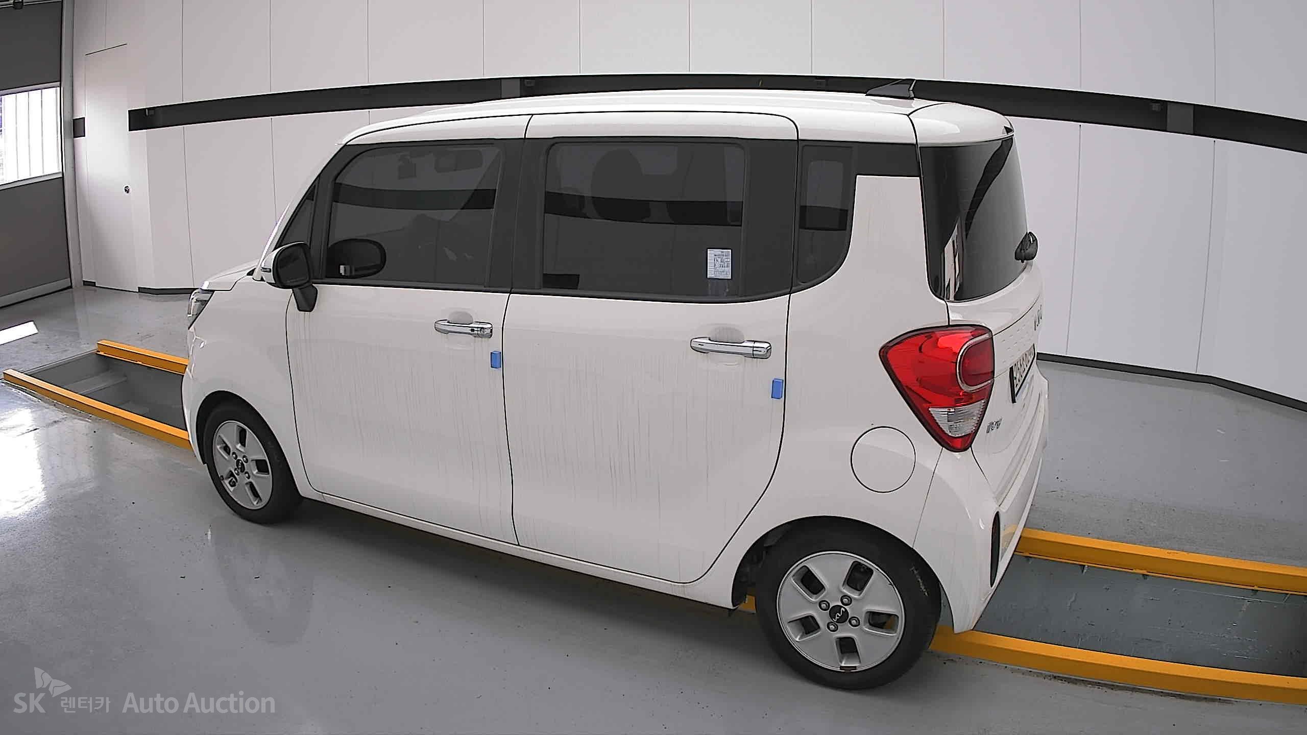 2022 - kia ray