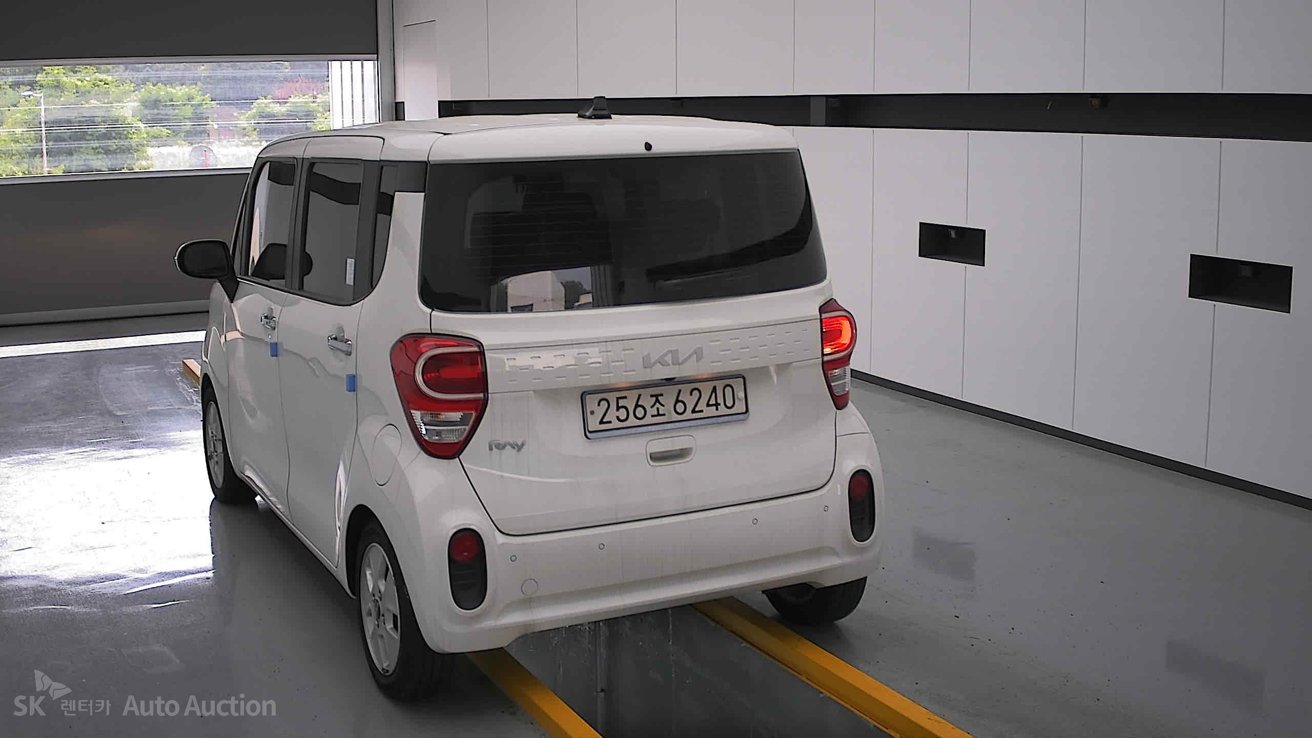 2022 - kia ray