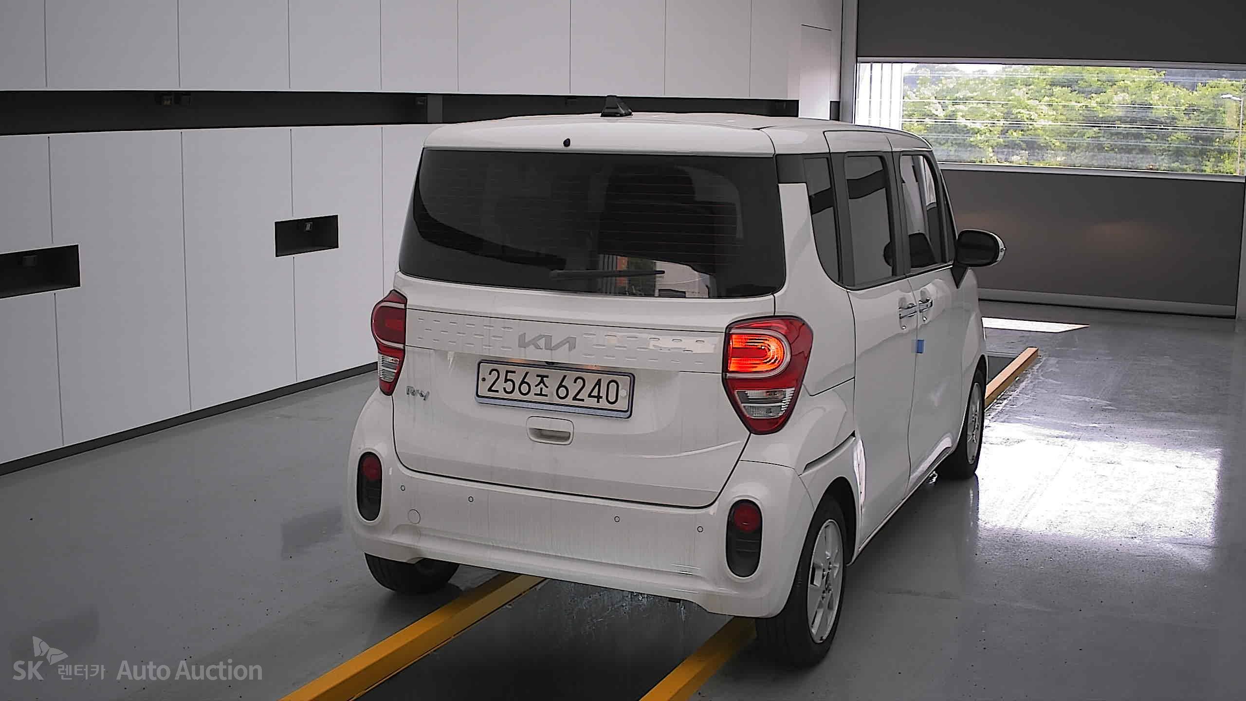 2022 - kia ray