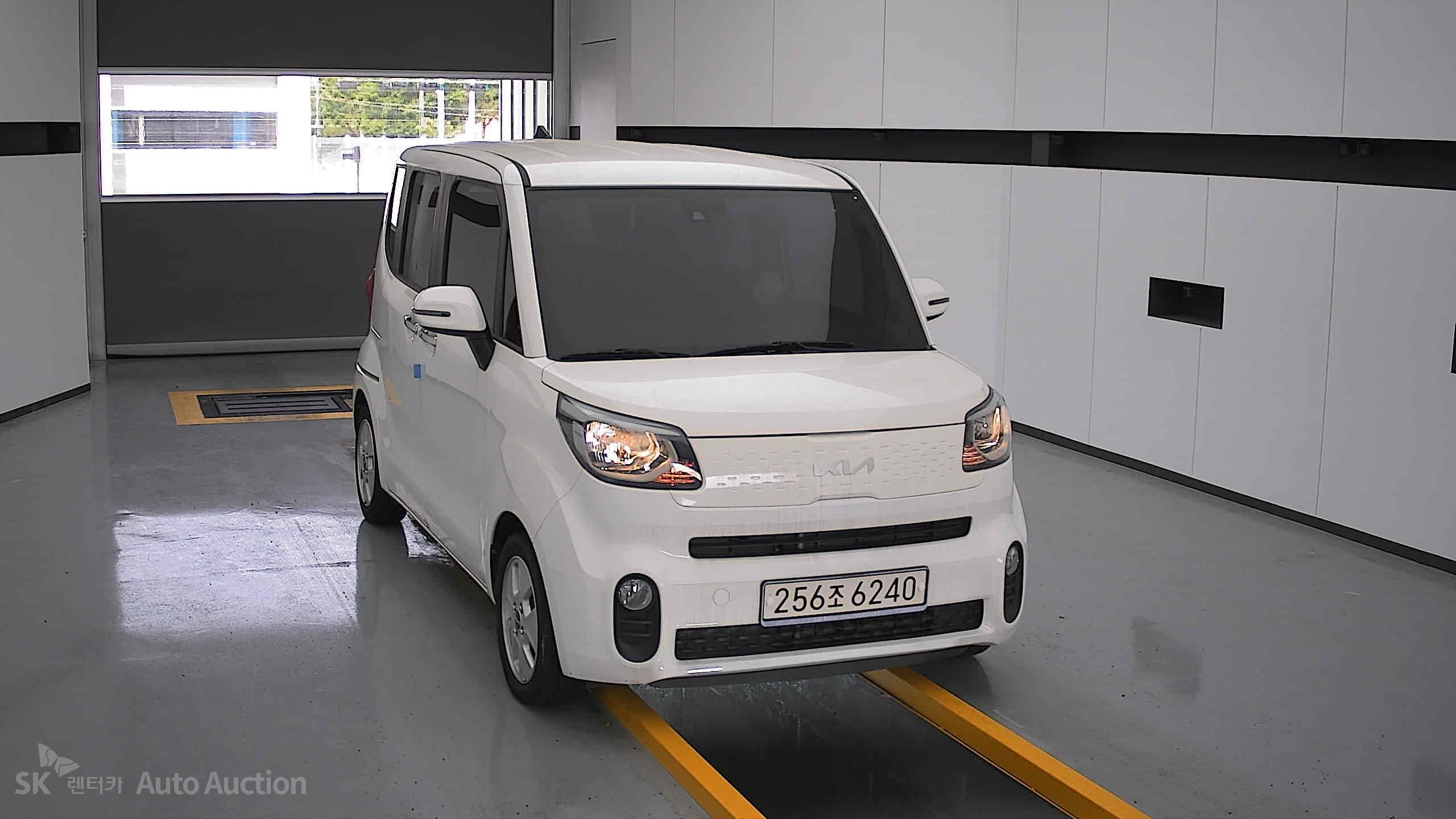 2022 - kia ray