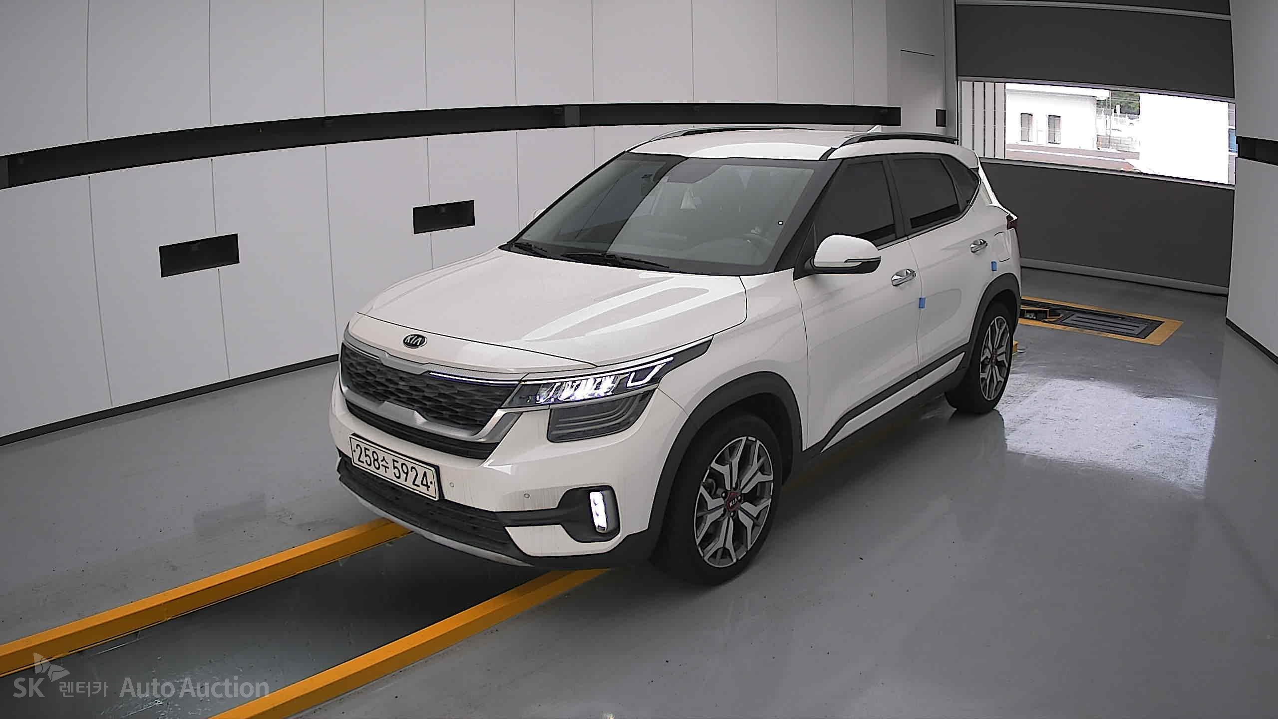 2020 - kia seltos