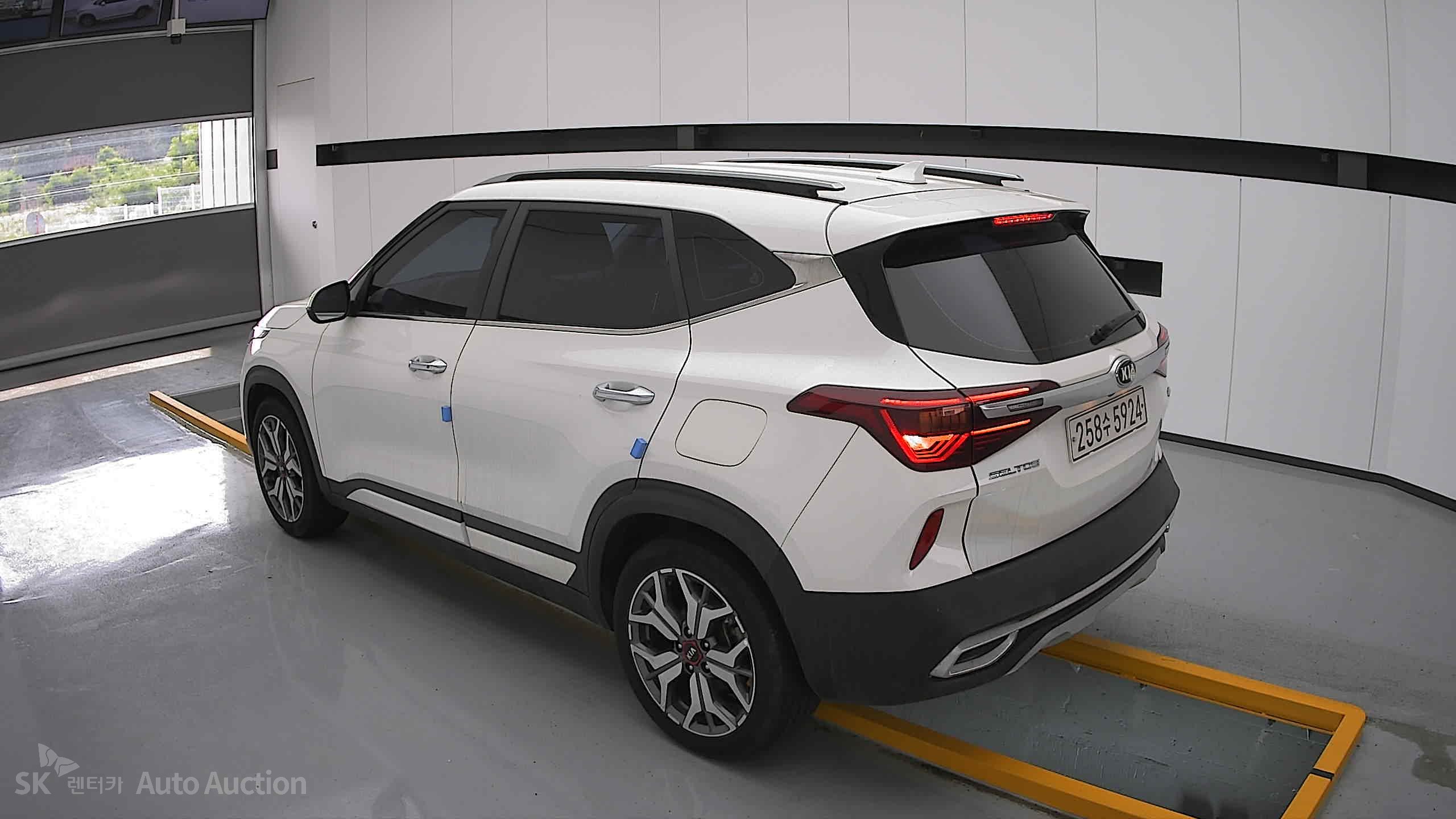 2020 - kia seltos