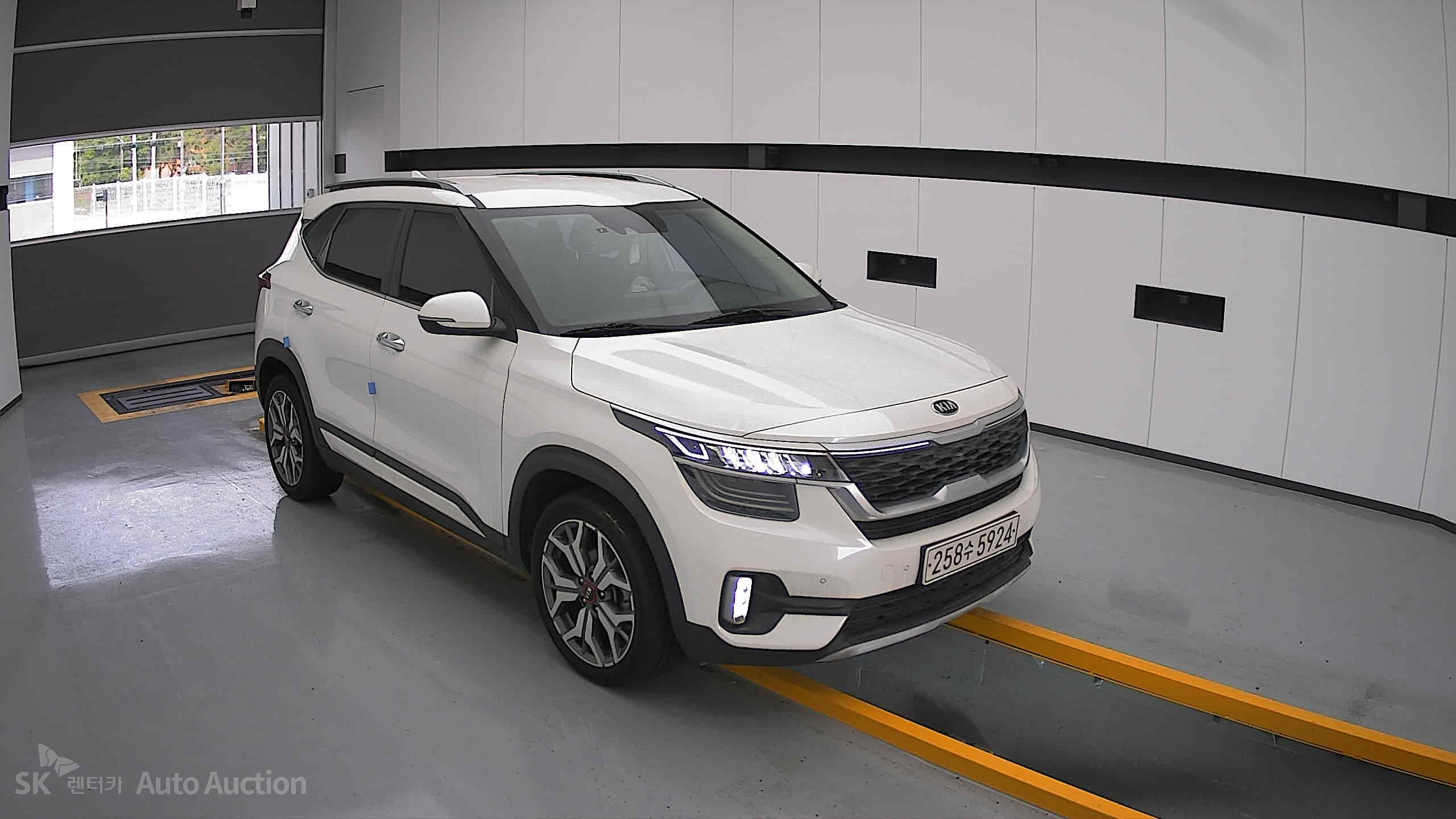 2020 - kia seltos